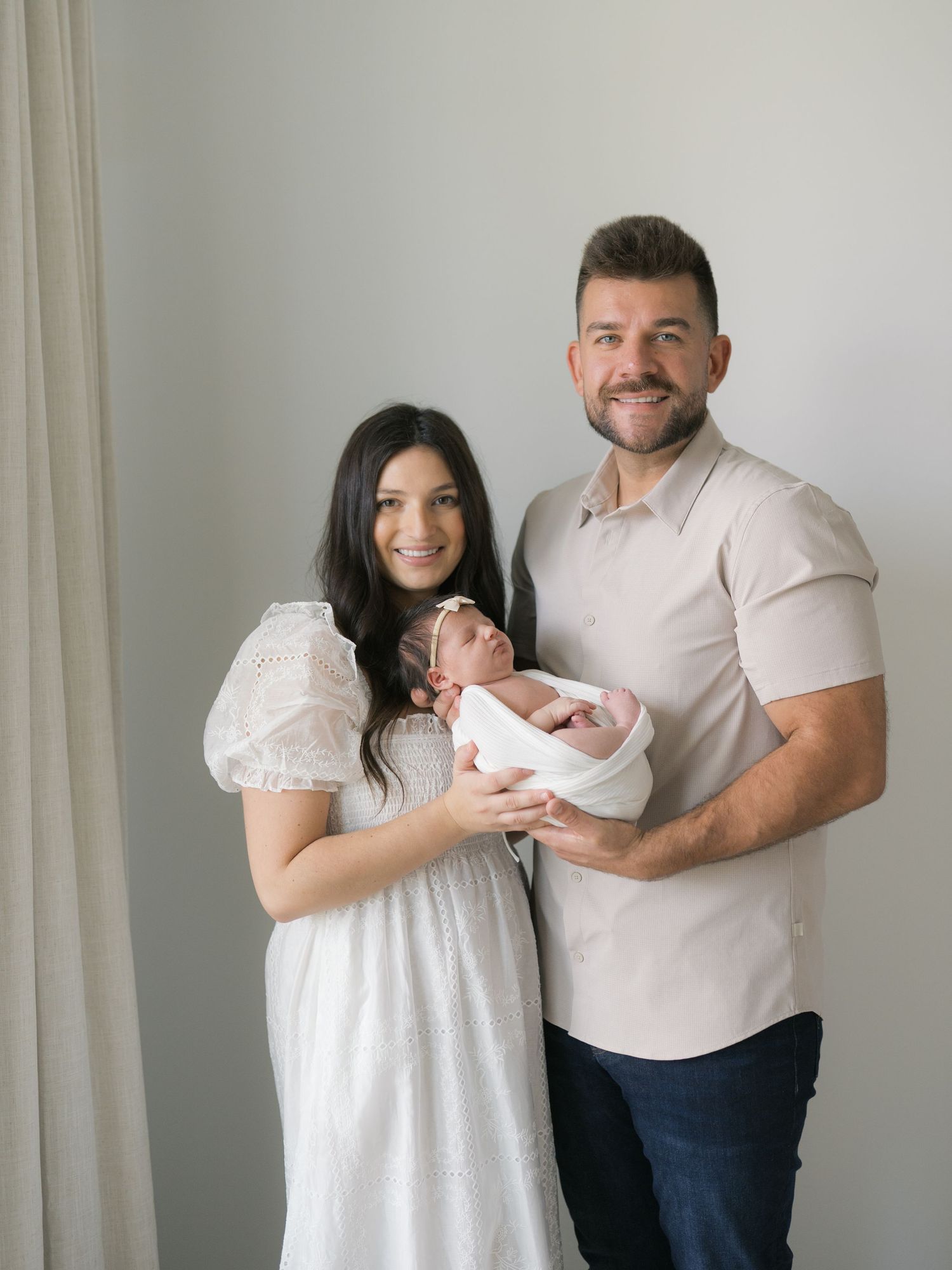 Intimate lifestyle newborn photography capturing quiet moments at home in Valparaiso