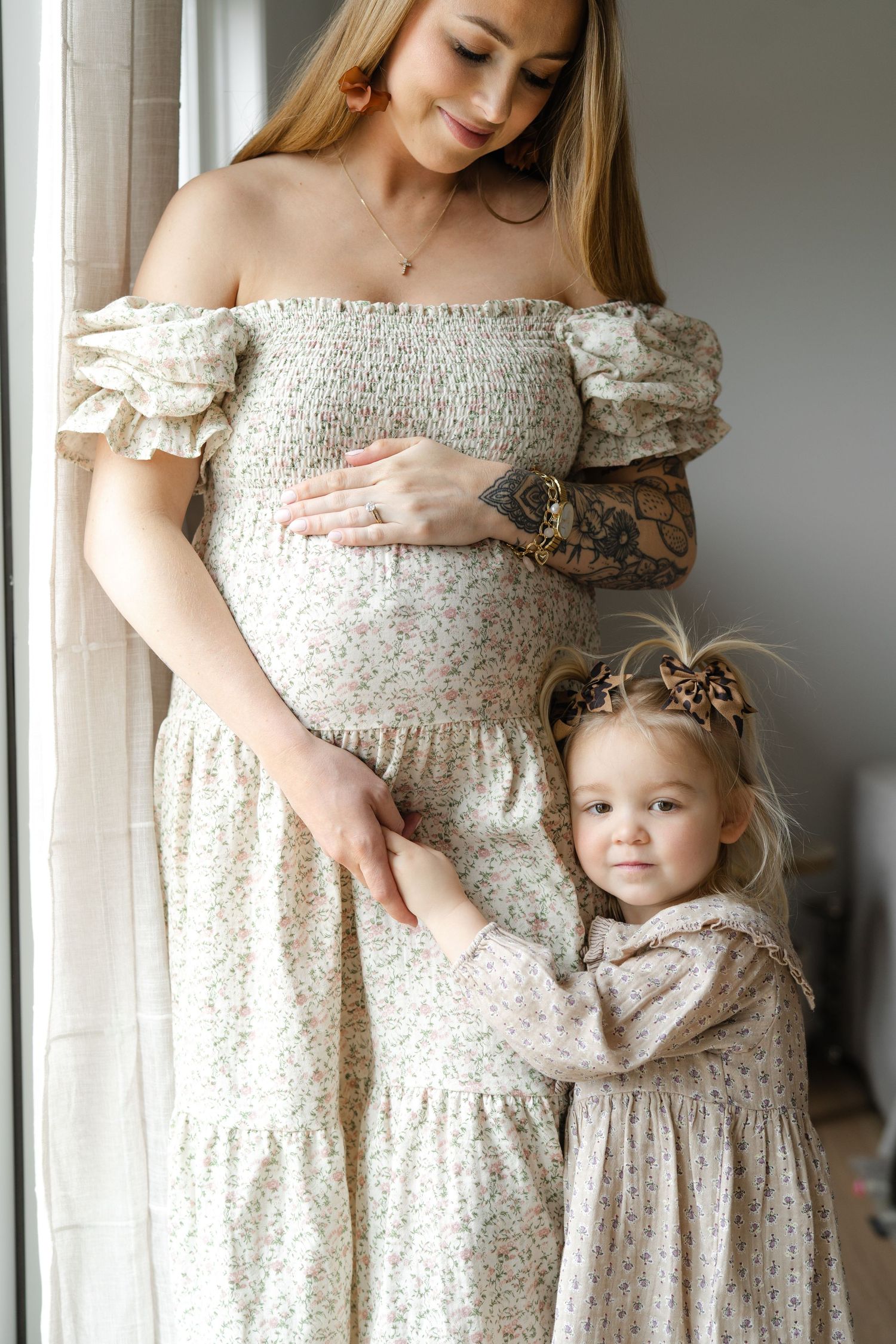 In-Home Maternity Session in Valparaiso, Indiana near Chicago