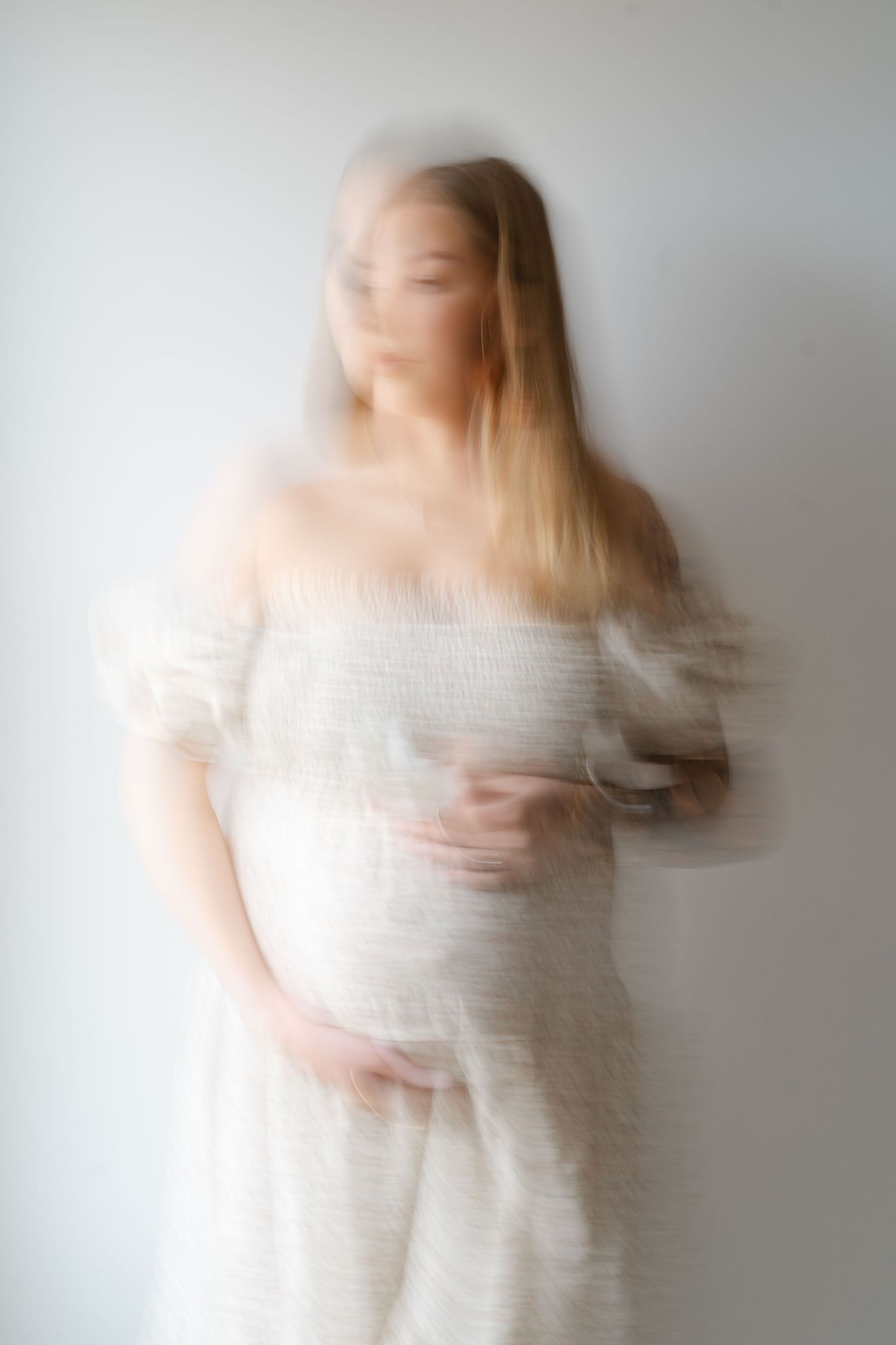 In-Home Maternity Session in Valparaiso, Indiana near Chicago