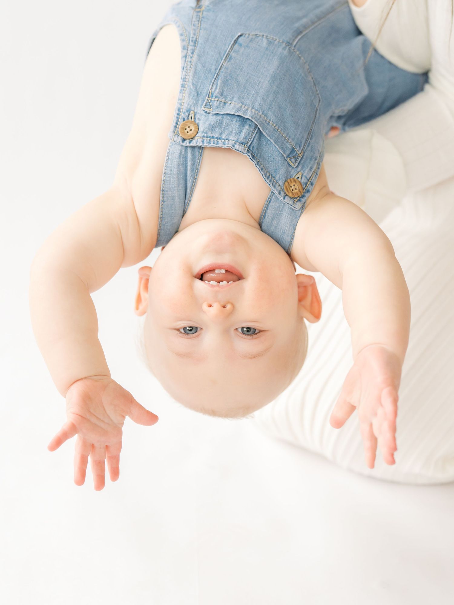 Baby Portraits In A Natural Light Studio In Downtown Valparaiso