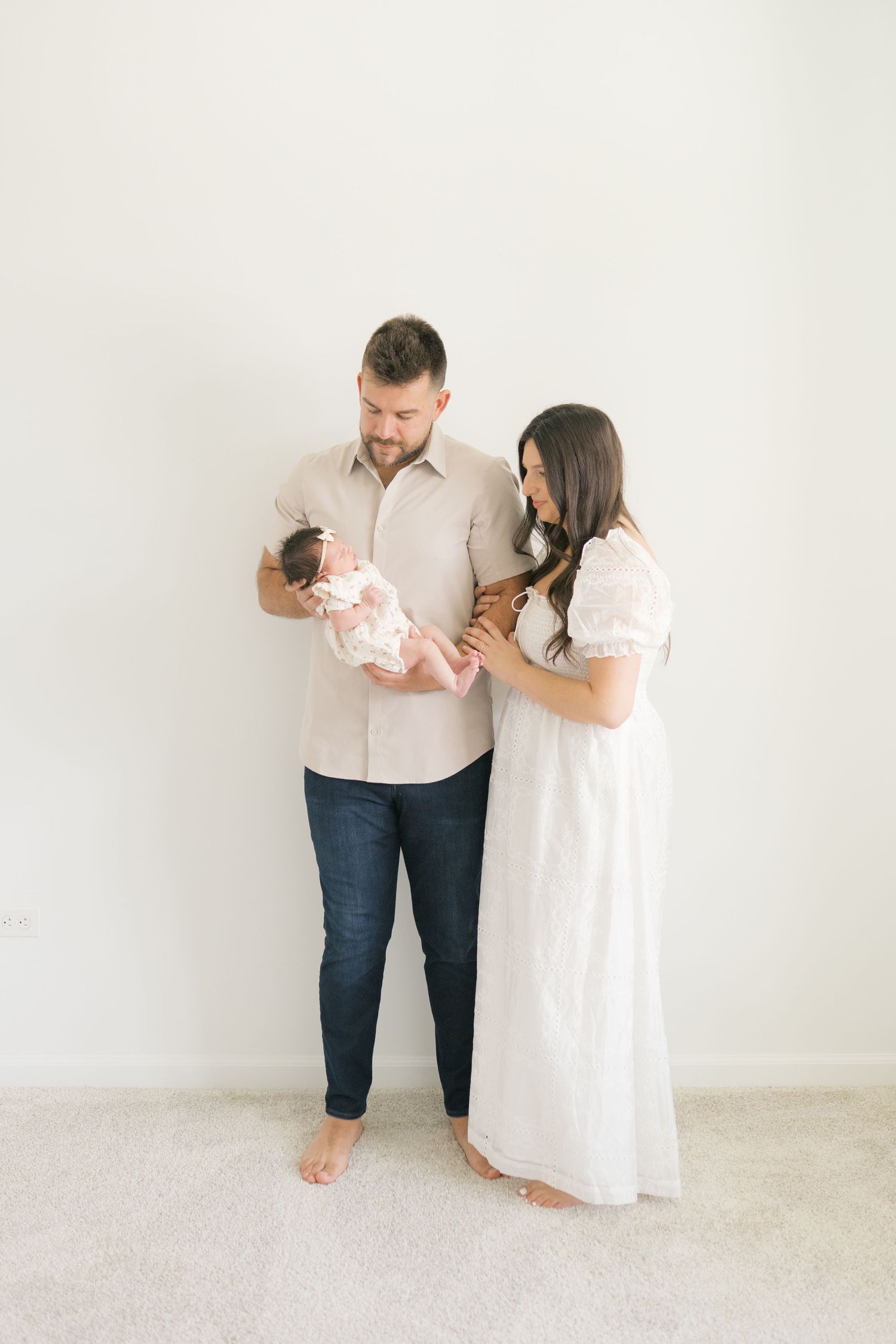 Chicago-area newborn photography session captured in the comfort of the family home.