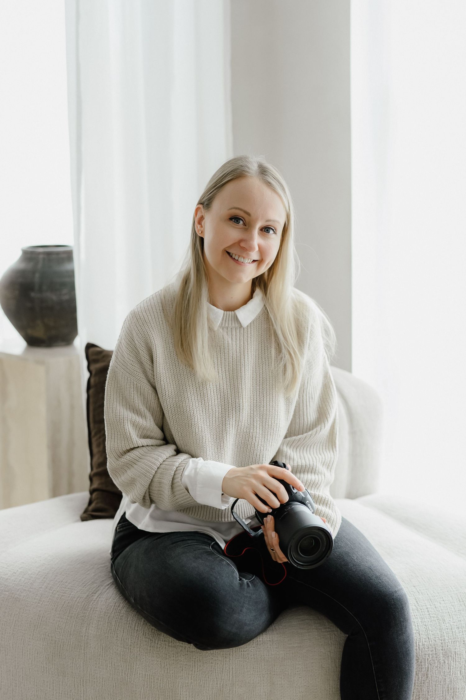 Fotografin für Paar-, Familien-, Babybauch- und Newbornfotografie im Kanton Aargau.