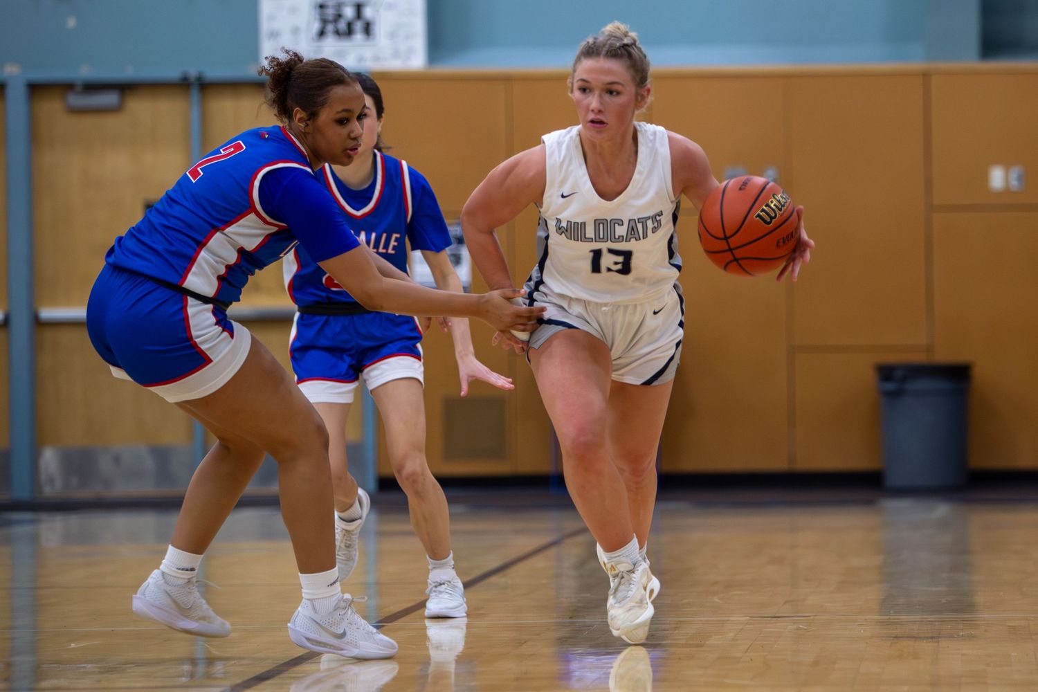 Wilsonville Wild Cats Basketball game photographed by Miles Butler Photography