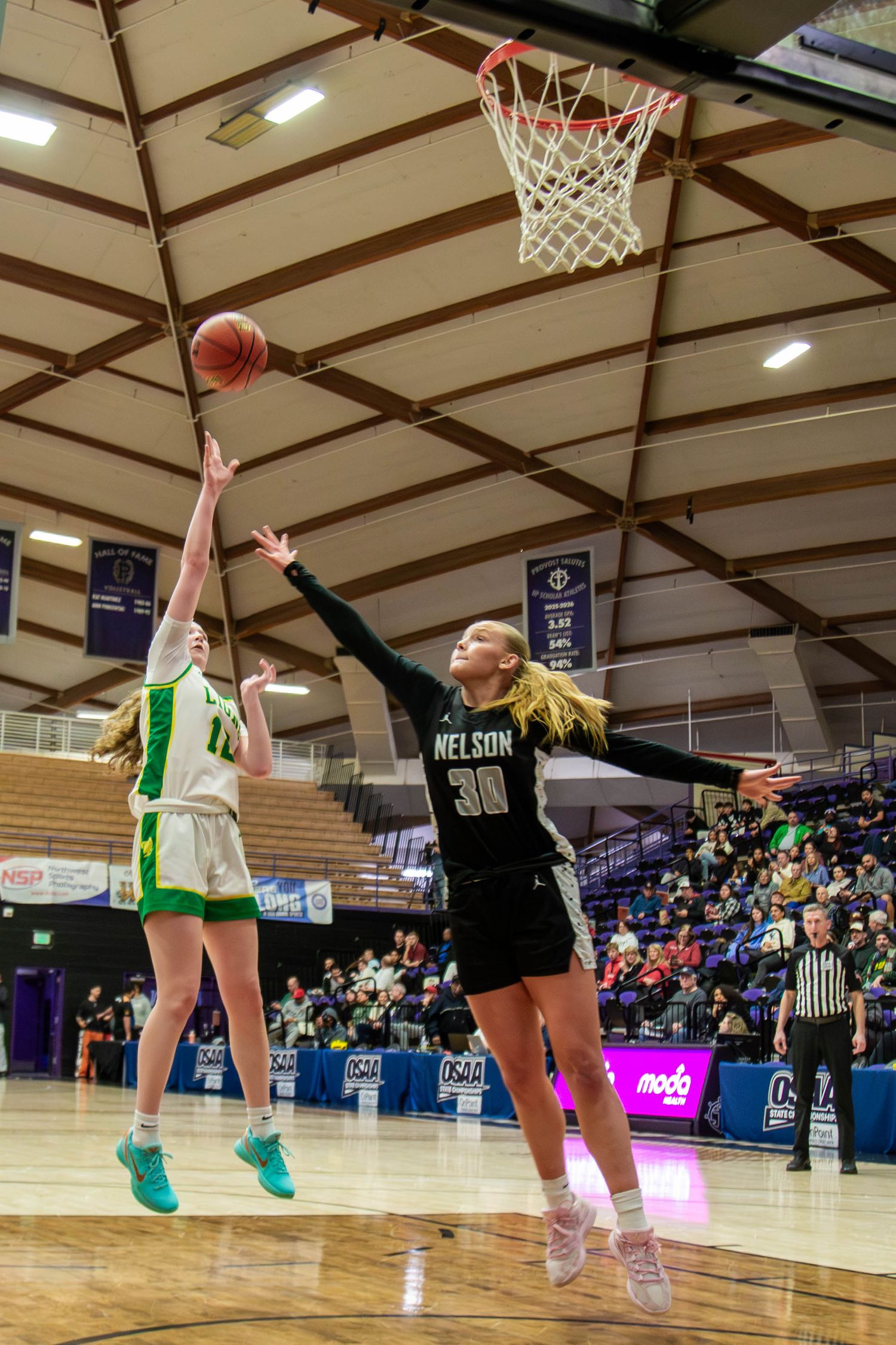 West Linn Lions Varsity Girls Basketball game photographed by Miles Butler Photography