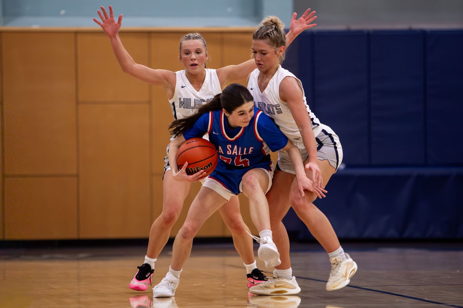 Wilsonville Wild Cats Basketball game photographed by Miles Butler Photography