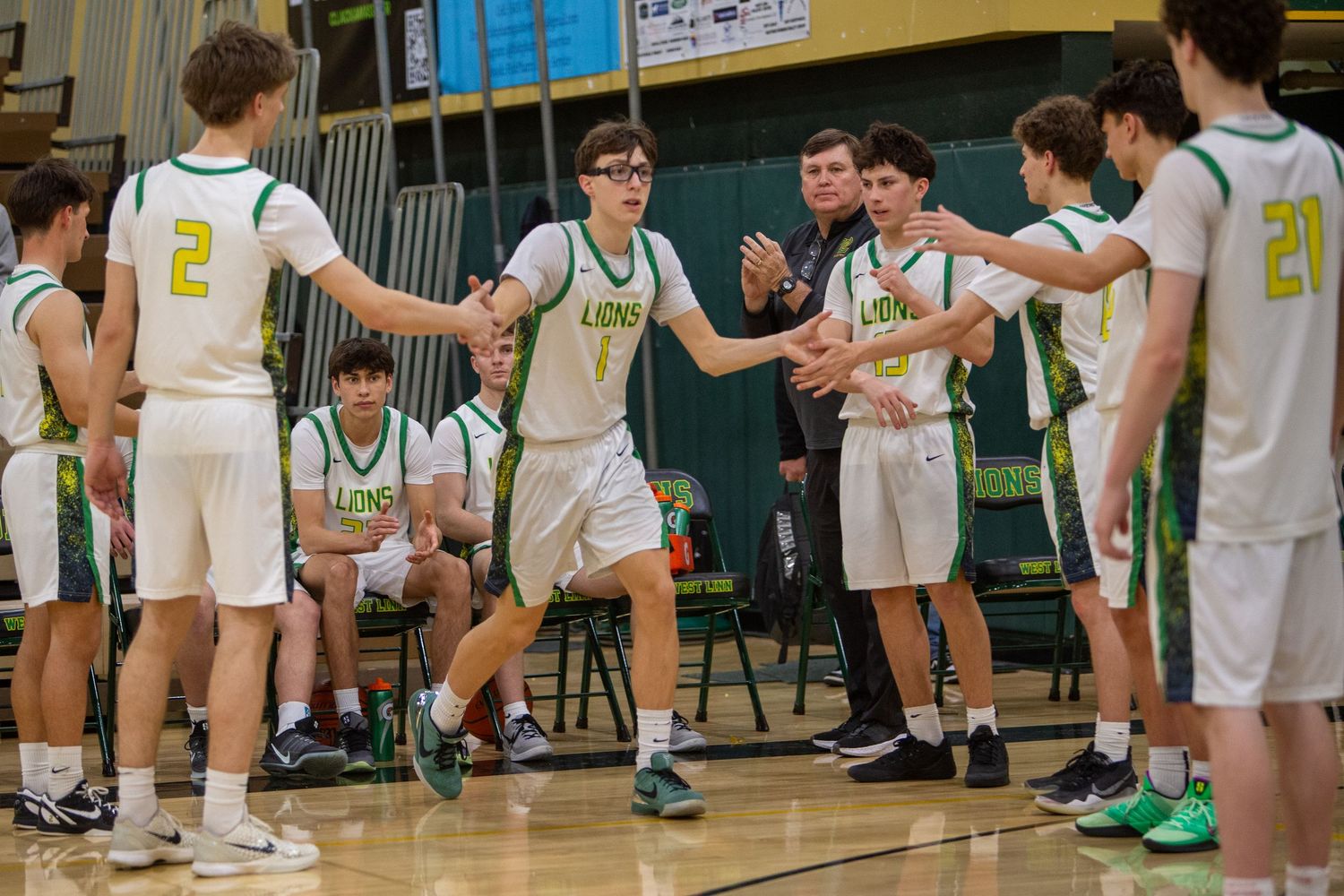 West Linn Lions Varsity Boys Basketball game photographed by Miles Butler Photography