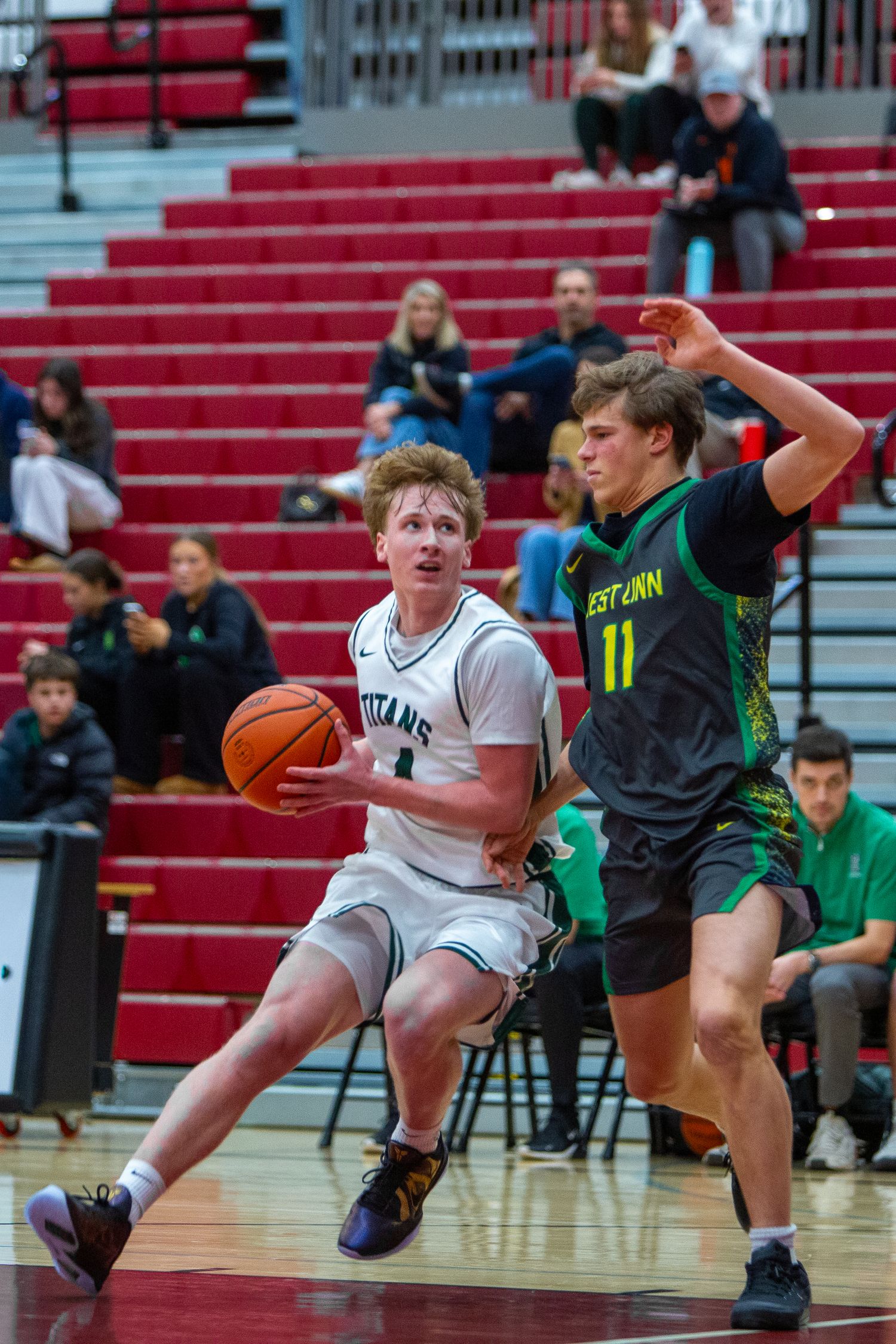 West Linn Lions Varsity Boys Basketball game photographed by Miles Butler Photography