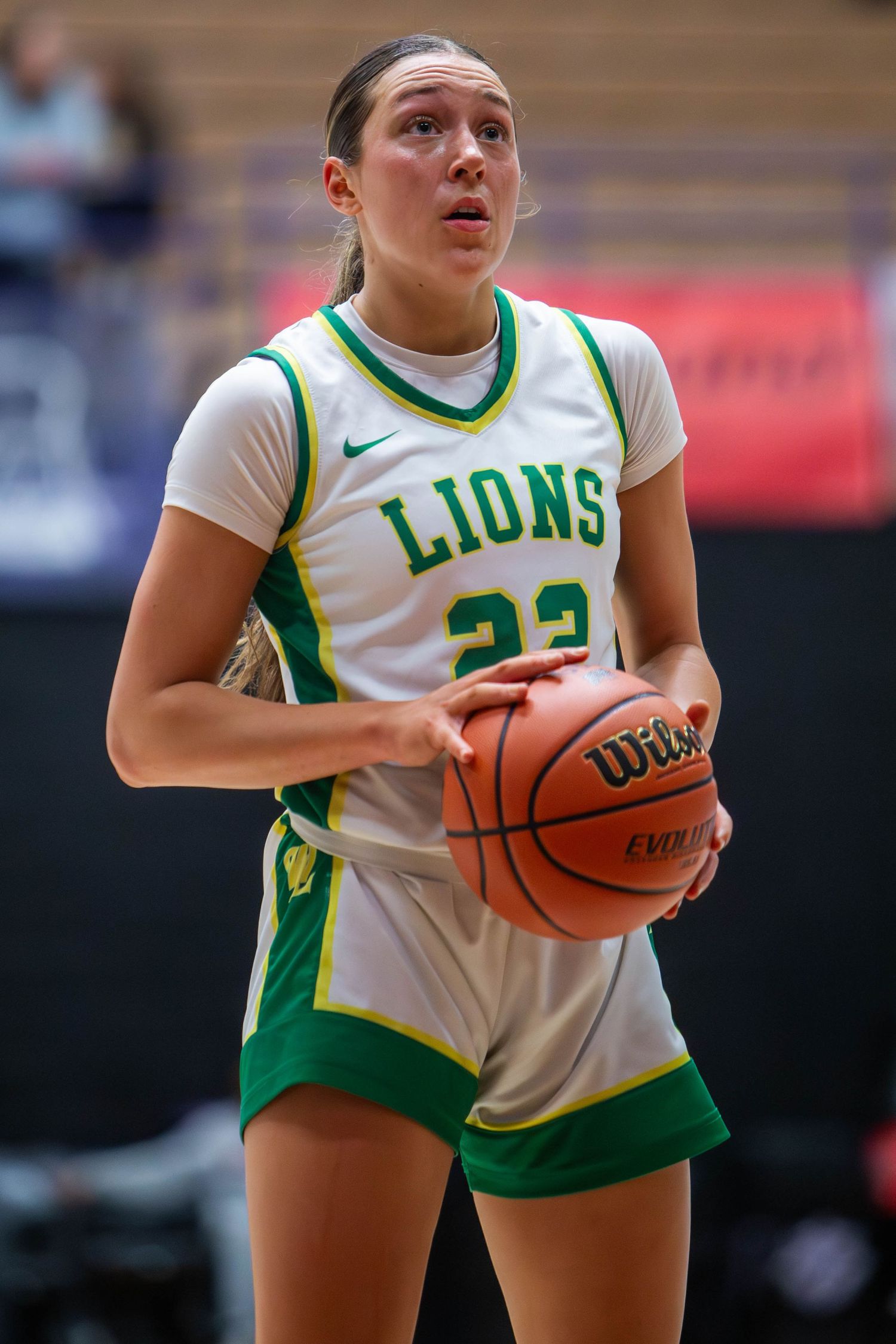 West Linn Lions Varsity Girls Basketball game photographed by Miles Butler Photography