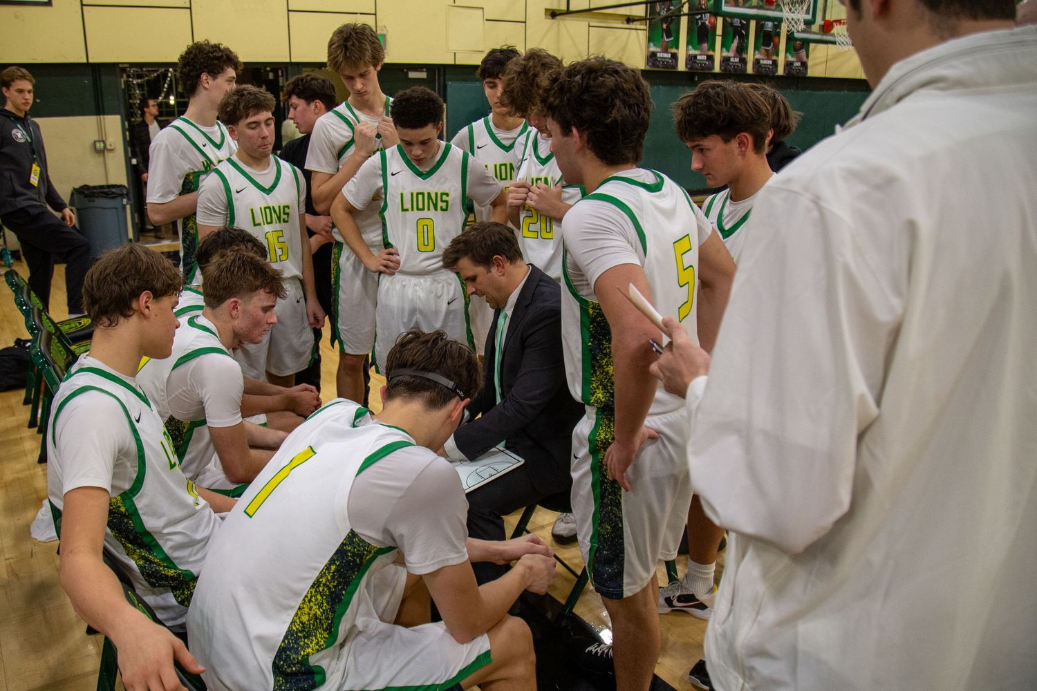 West Linn Lions Varsity Boys Basketball game photographed by Miles Butler Photography
