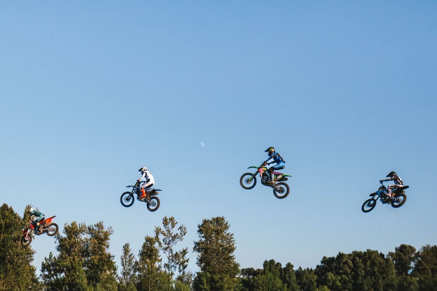 Thursday Night Motocross in Portland Oregon photographed by Miles Butler Photography