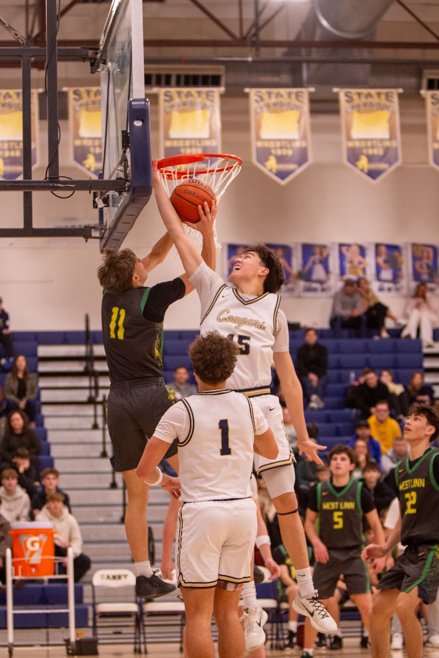 West Linn Lions Varsity Boys Basketball game photographed by Miles Butler Photography