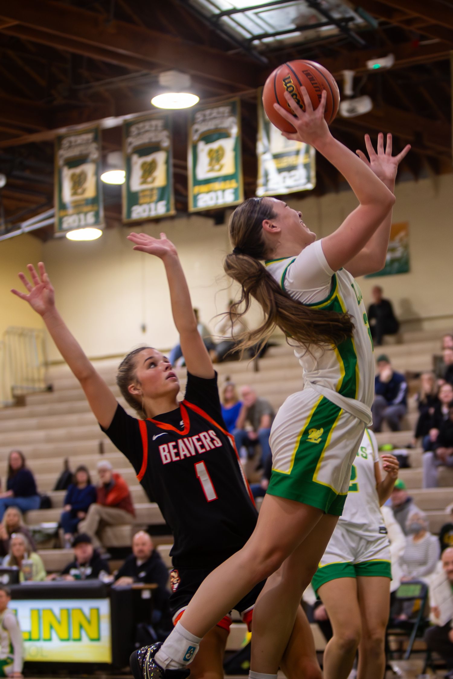 West Linn Lions Varsity Girls Basketball game photographed by Miles Butler Photography