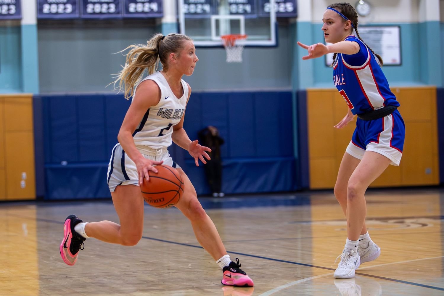 Wilsonville Wild Cats Basketball game photographed by Miles Butler Photography