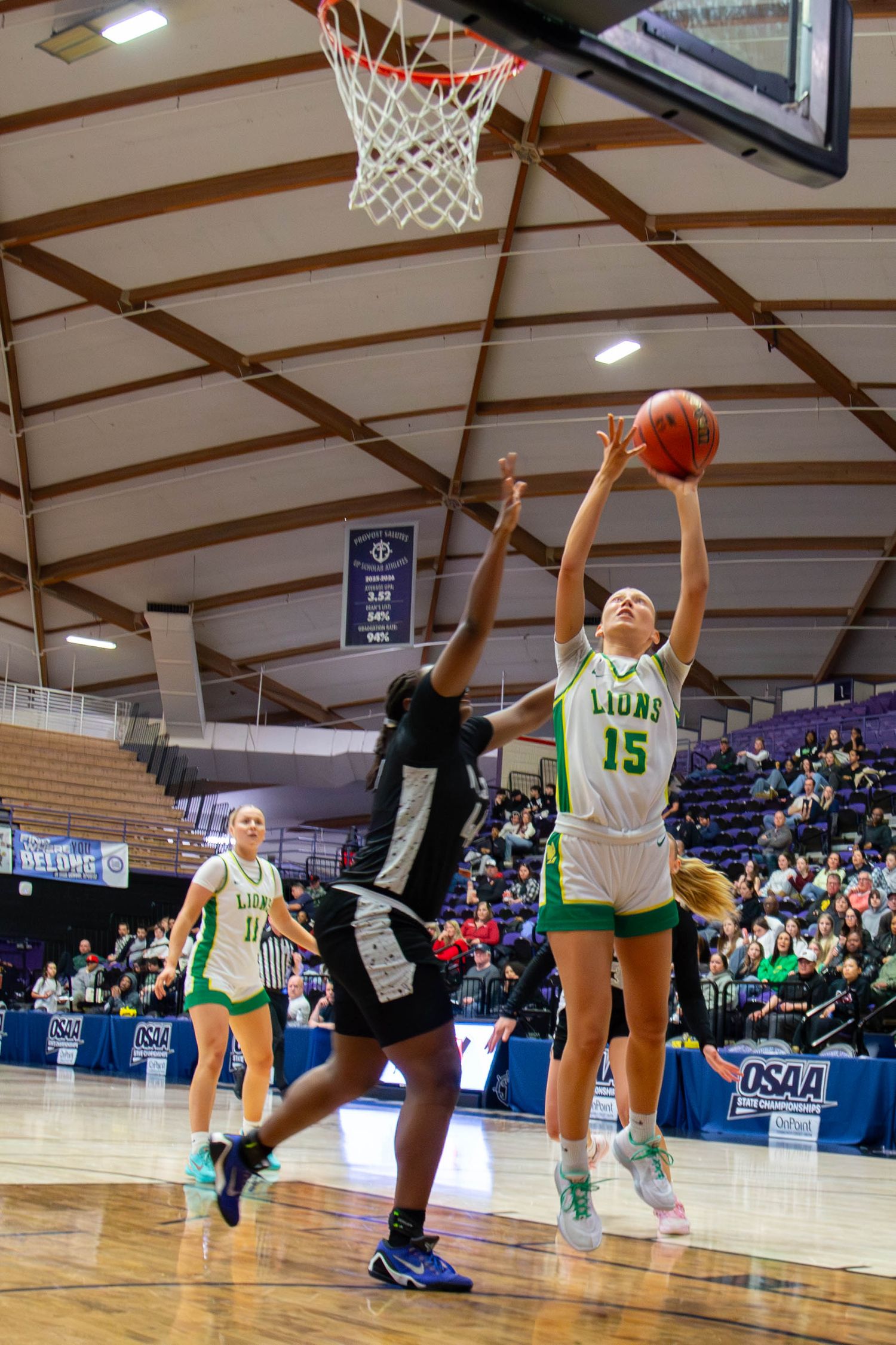 West Linn Lions Varsity Girls Basketball game photographed by Miles Butler Photography