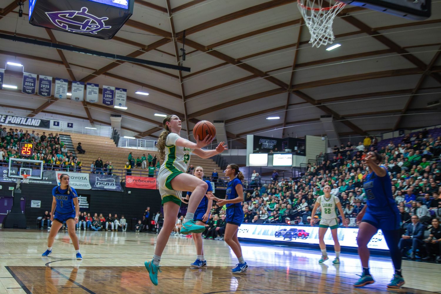 West Linn Lions Varsity Girls Basketball game photographed by Miles Butler Photography