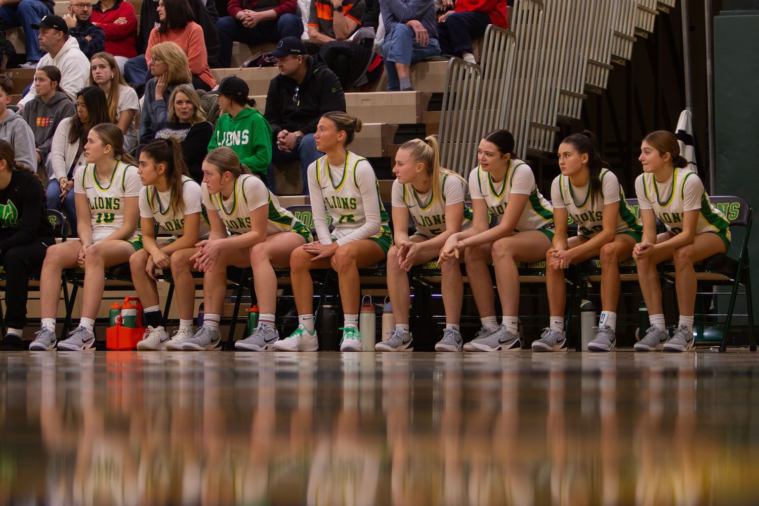 West Linn Lions Varsity Girls Basketball game photographed by Miles Butler Photography