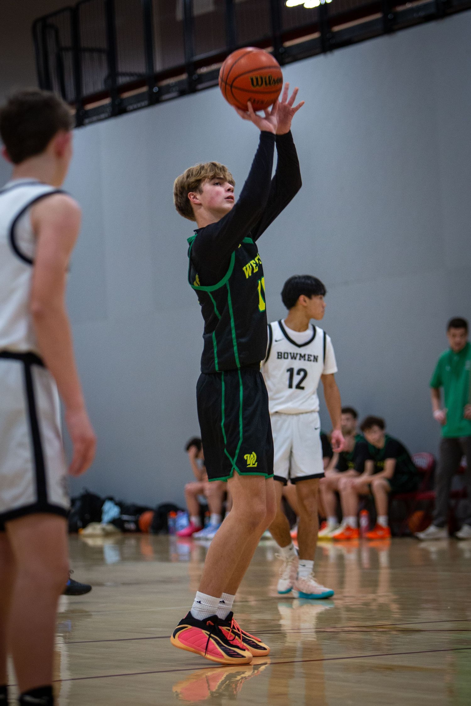 West Linn Lions Varsity Boys Basketball game photographed by Miles Butler Photography