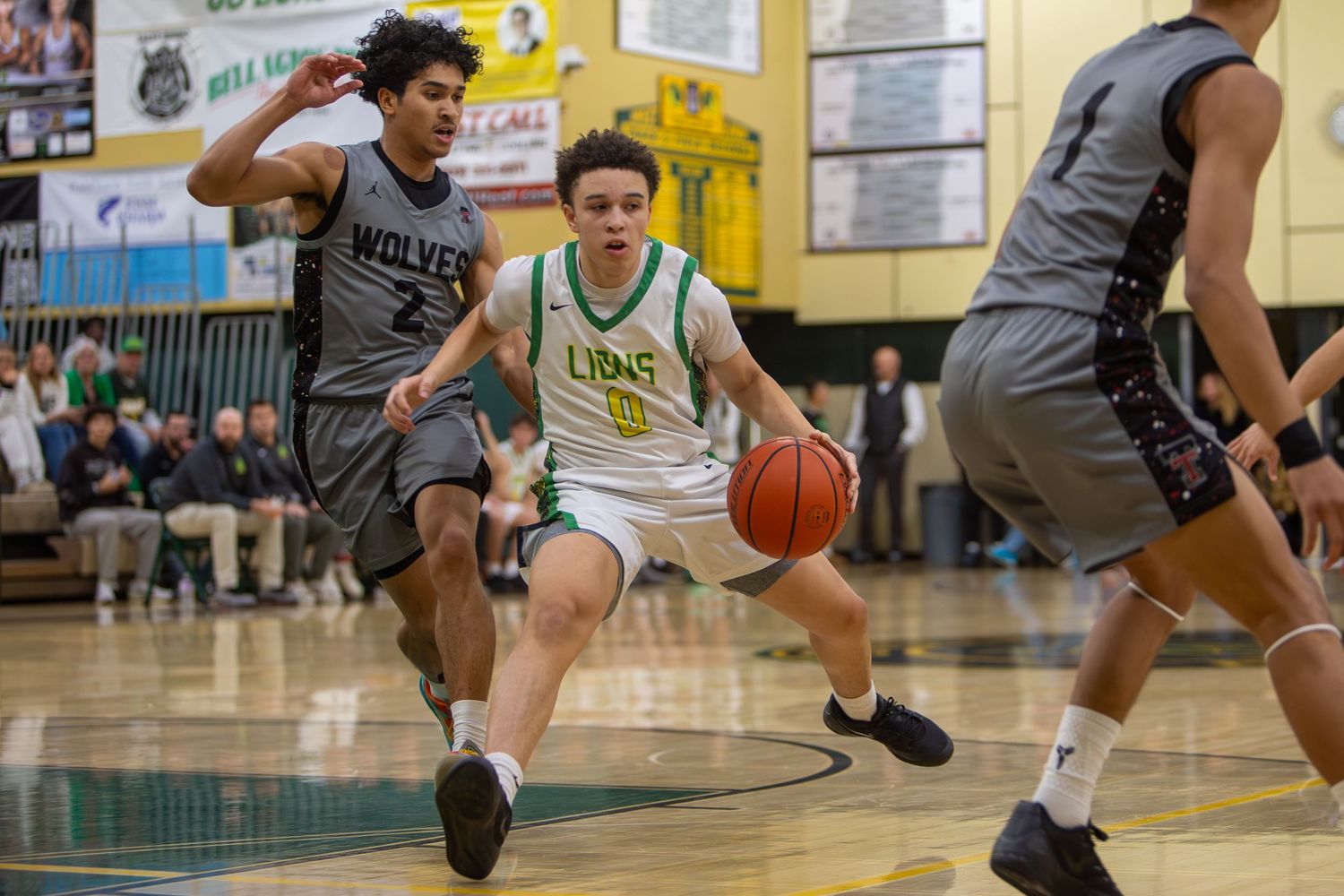 West Linn Lions Varsity Boys Basketball game photographed by Miles Butler Photography