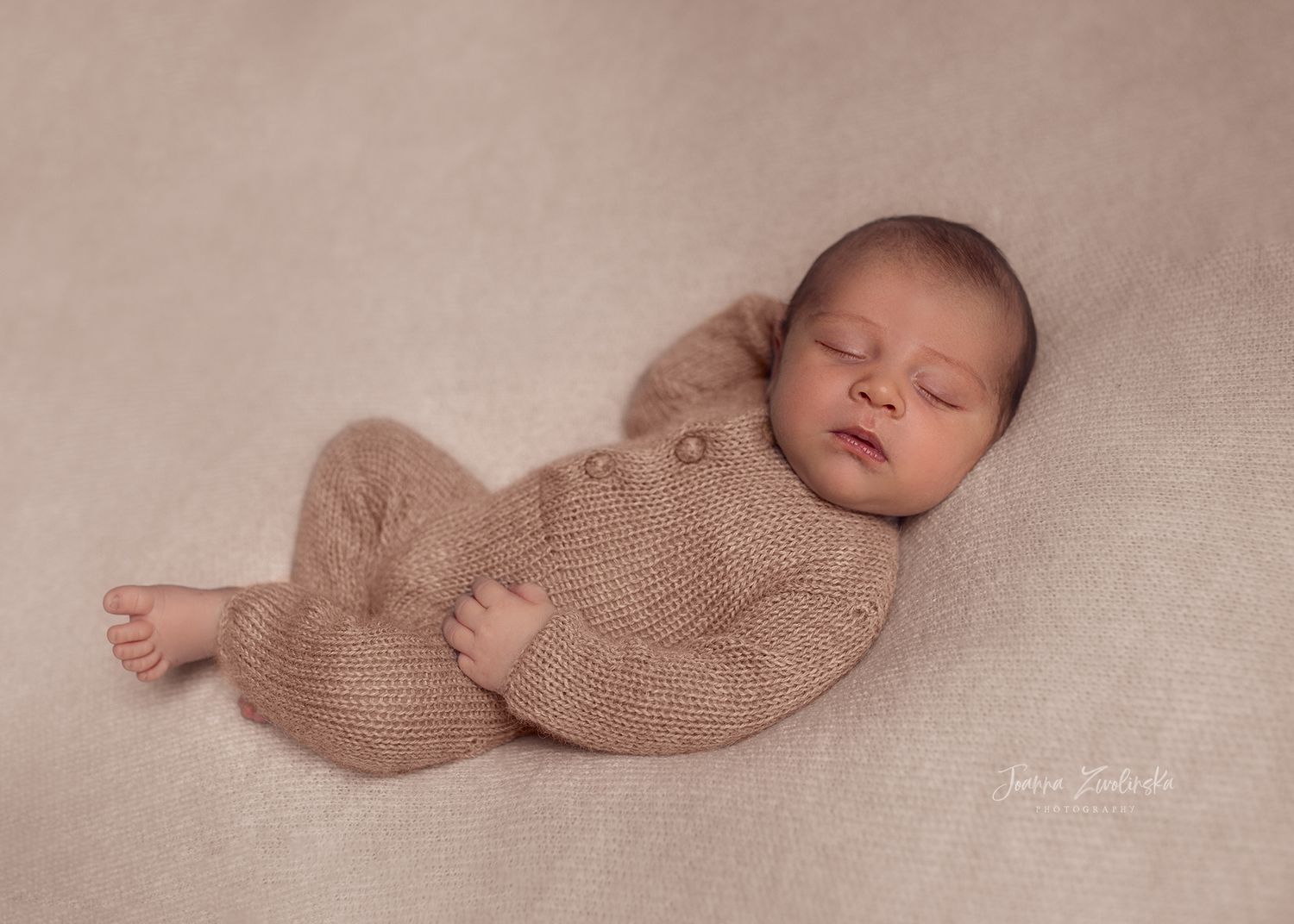 newborn-brown-onesie