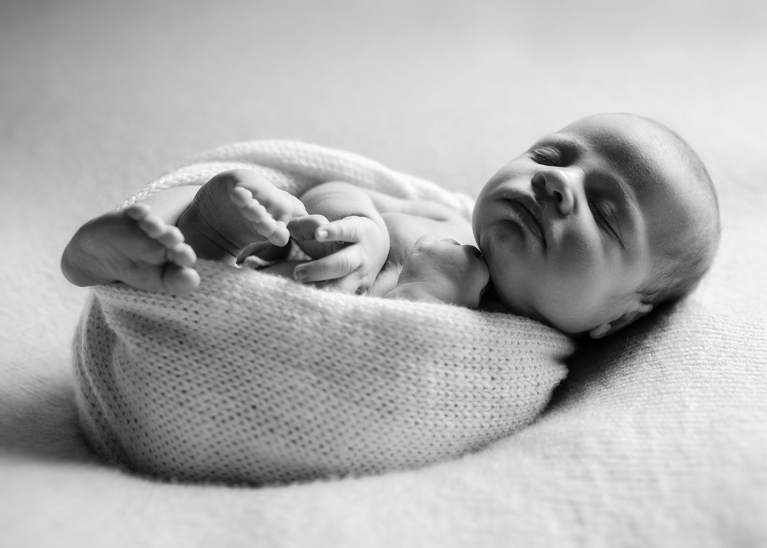 newborn-backlight-wrapped