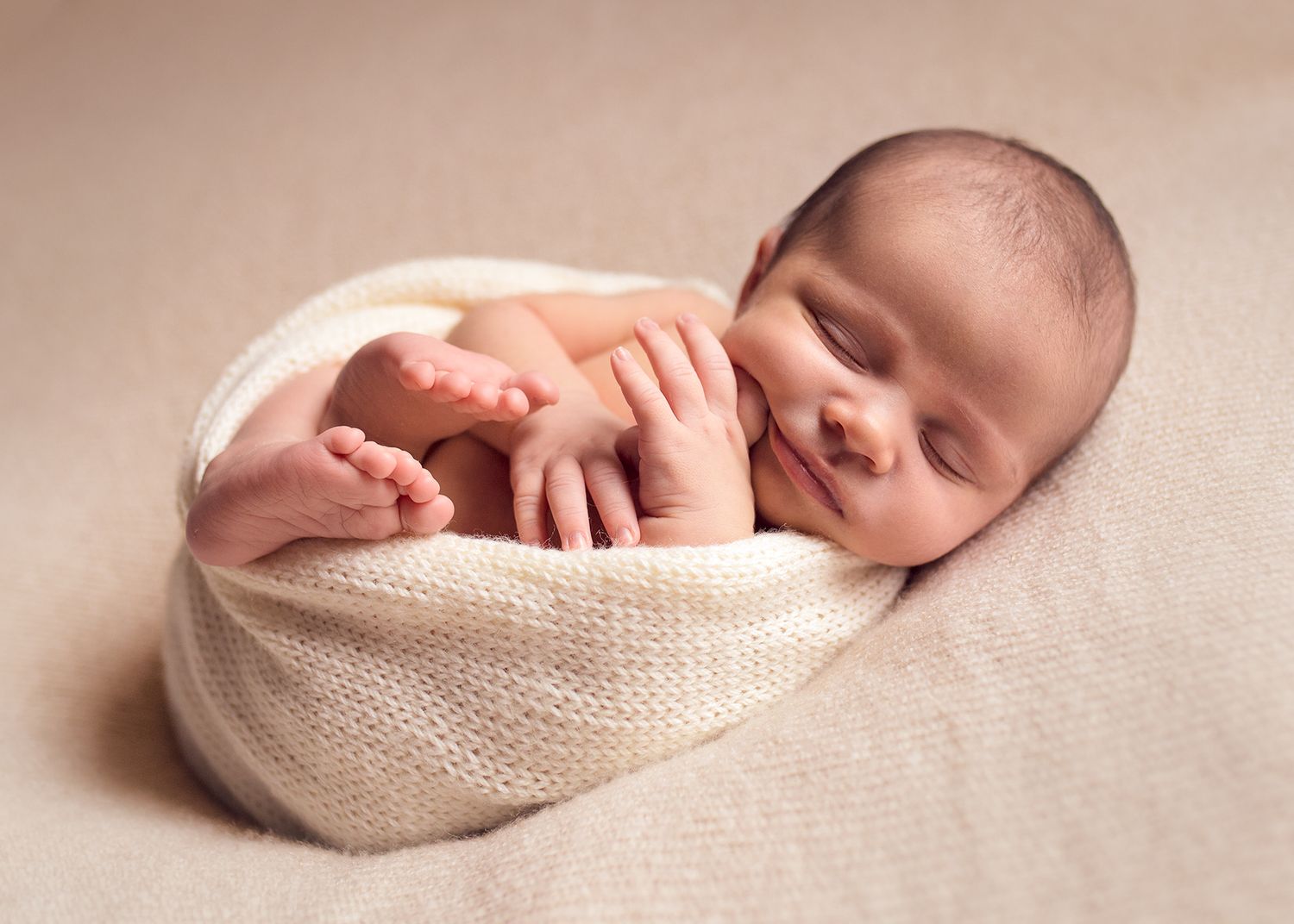 wrapped-newborn-beige