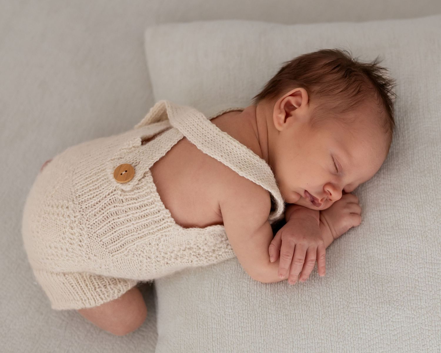 newborn-onsie-pillow
