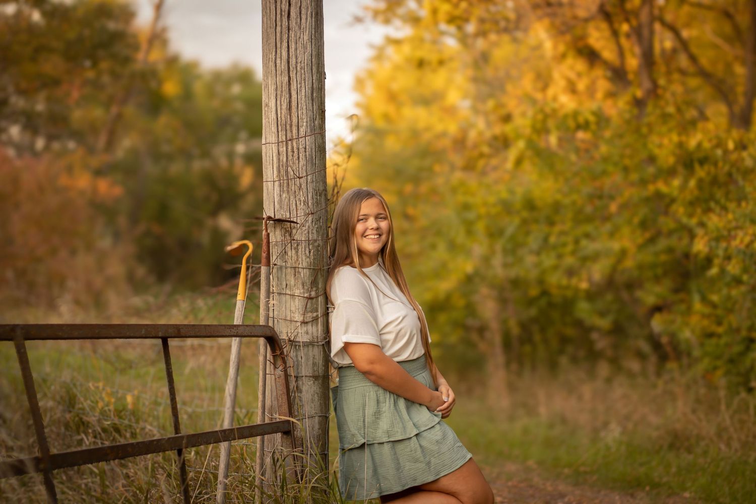 Senior girl in the fall