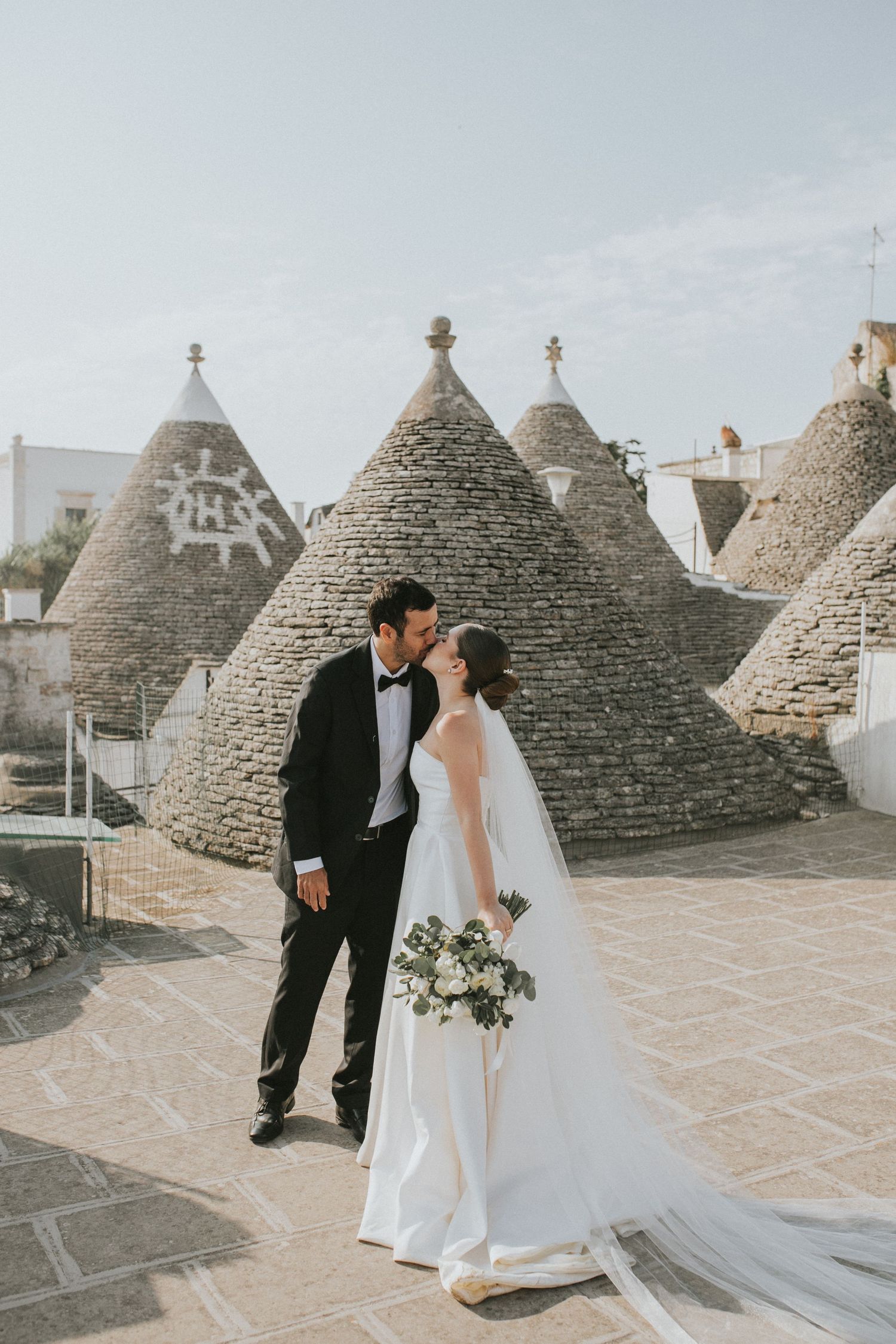 Casamento na Itália: fotografia elegante e emocionante na Costa Amalfitana, Capri, Puglia, Toscana e Verona.