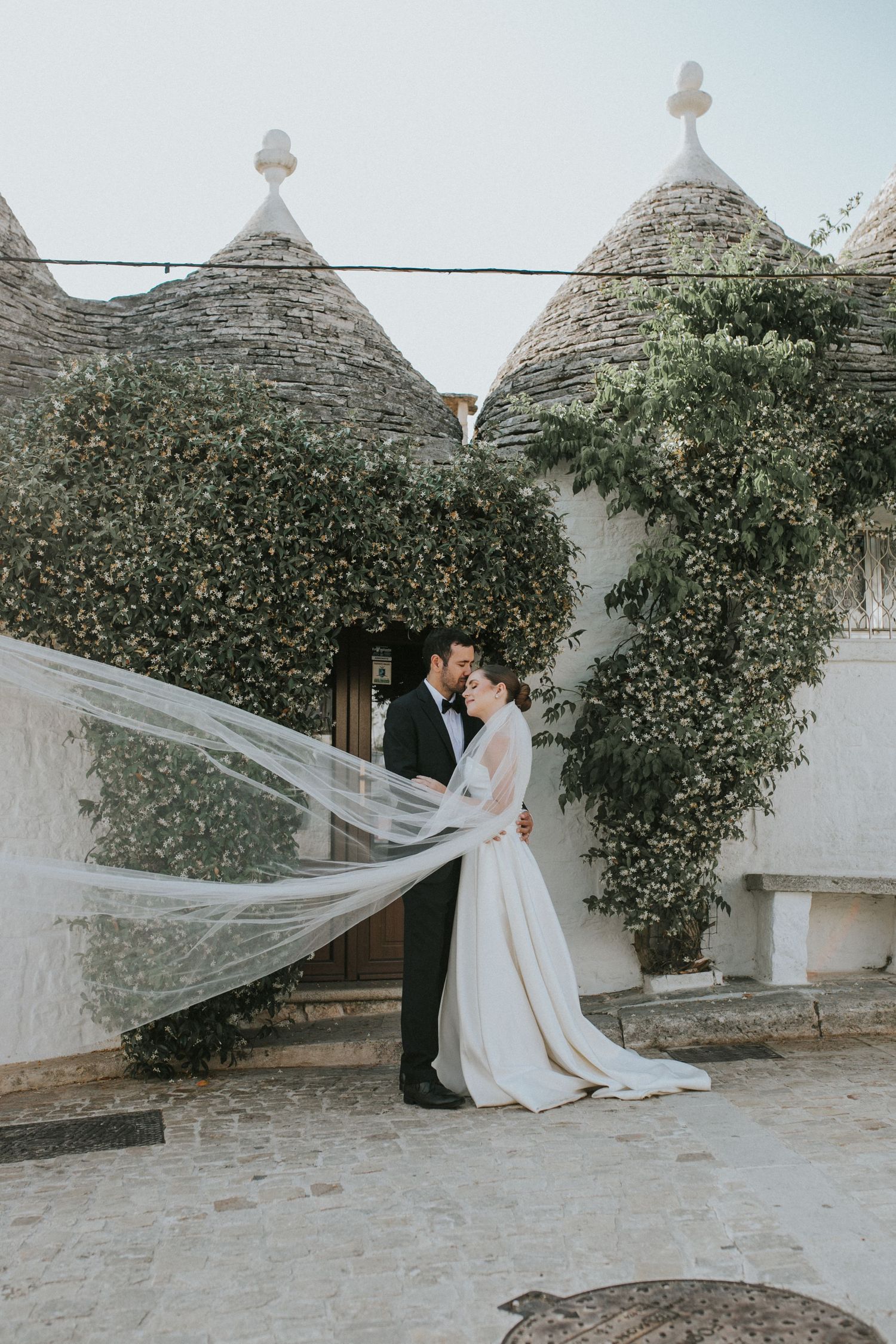 Casamento na Itália: fotografia elegante e emocionante na Costa Amalfitana, Capri, Puglia, Toscana e Verona.