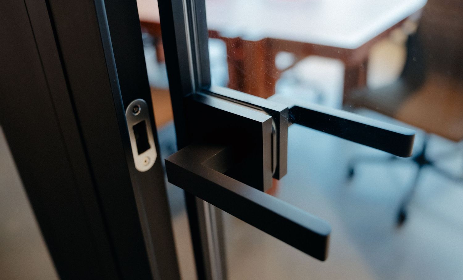 glass door hardwere
