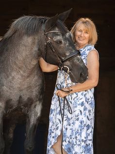 A series of photos showing a woman in a blue and white floral dress interacting affectionately with a dark horse.
