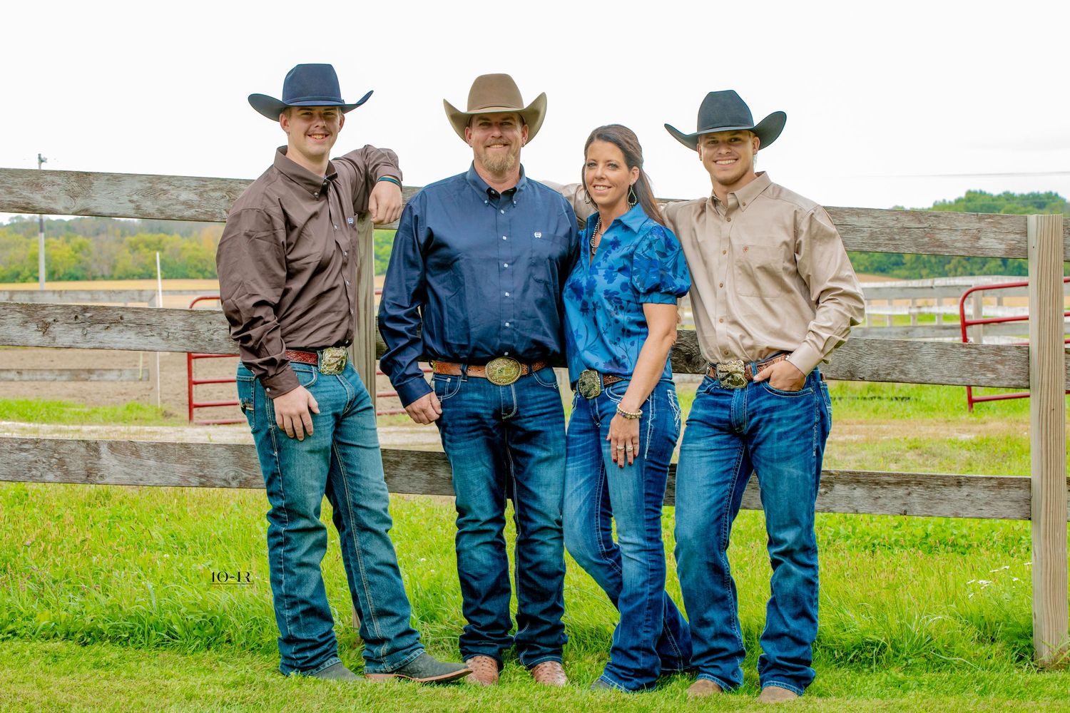 The Distad Family - 10-R Photography: North-Central Iowa's Premier ...