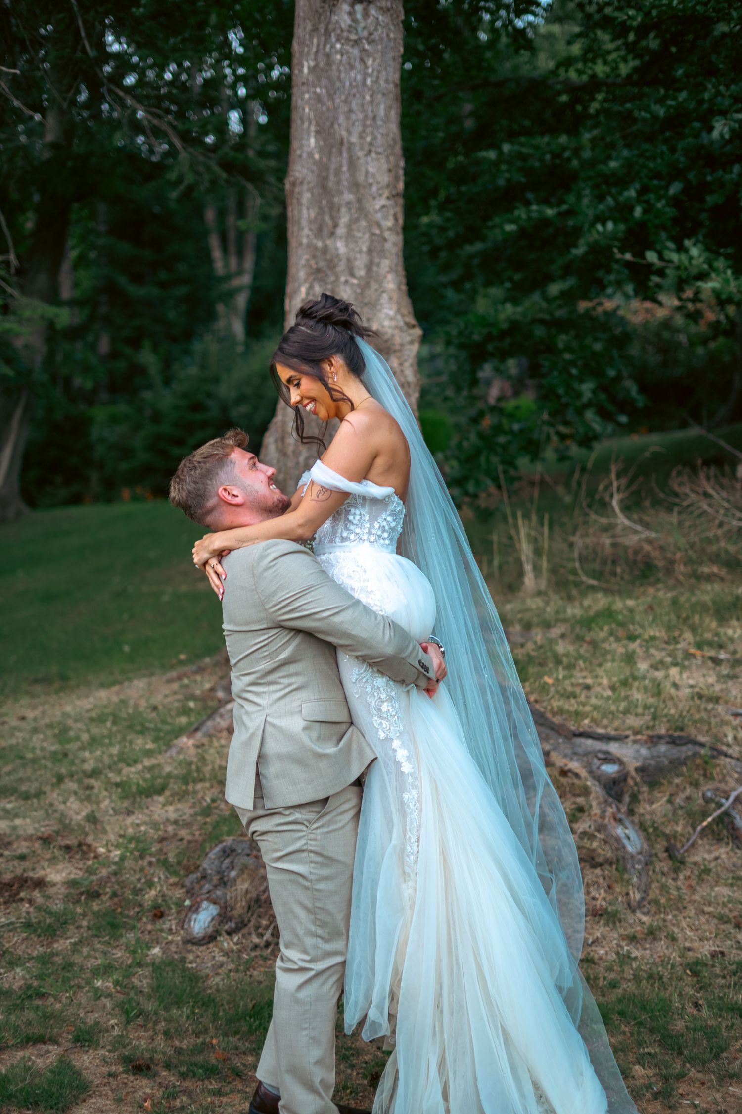 Plas Maenan wedding photographer. North-Wales wedding photographer