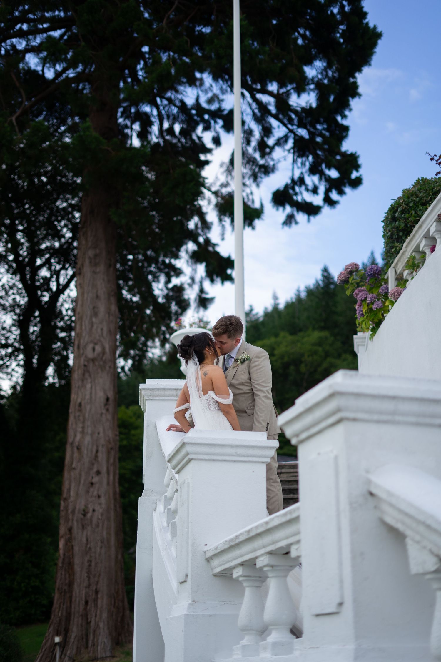 Plas Maenan wedding photographer. North-Wales wedding photographer
