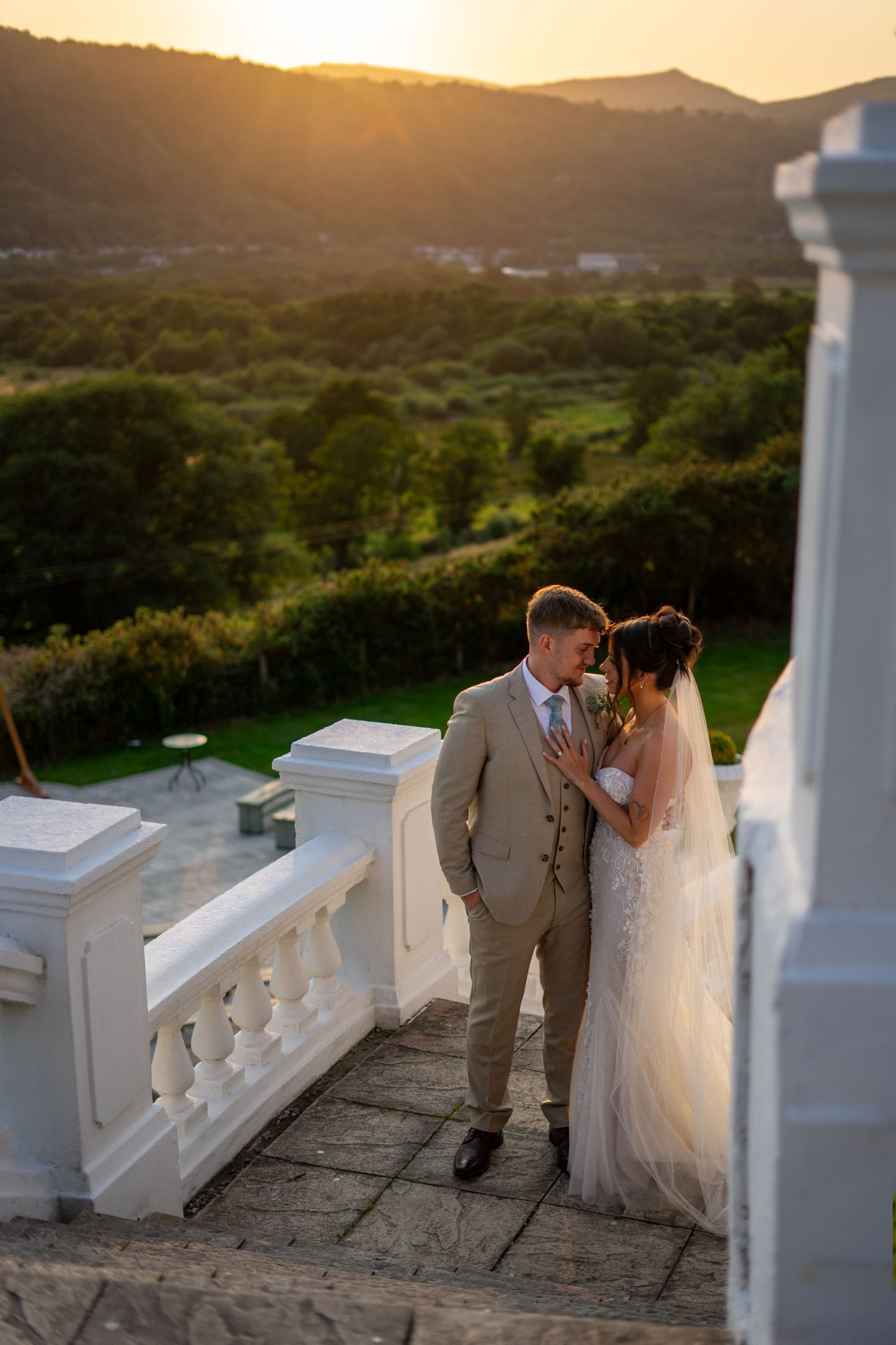 Plas Maenan wedding photographer. Southport wedding photographer.
