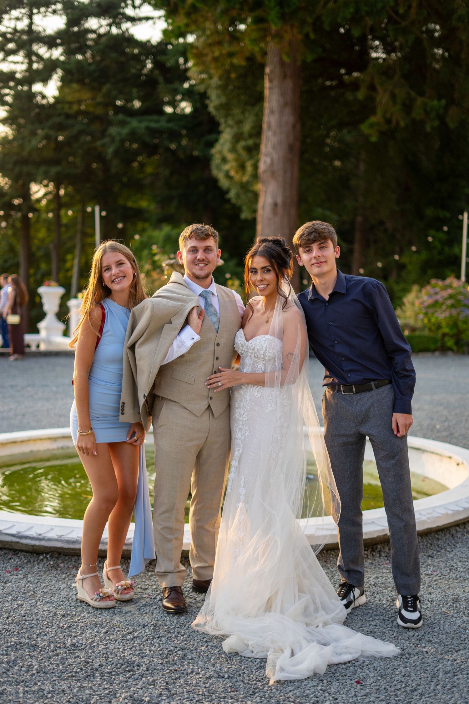 Plas Maenan wedding photographer. North-Wales wedding photographer