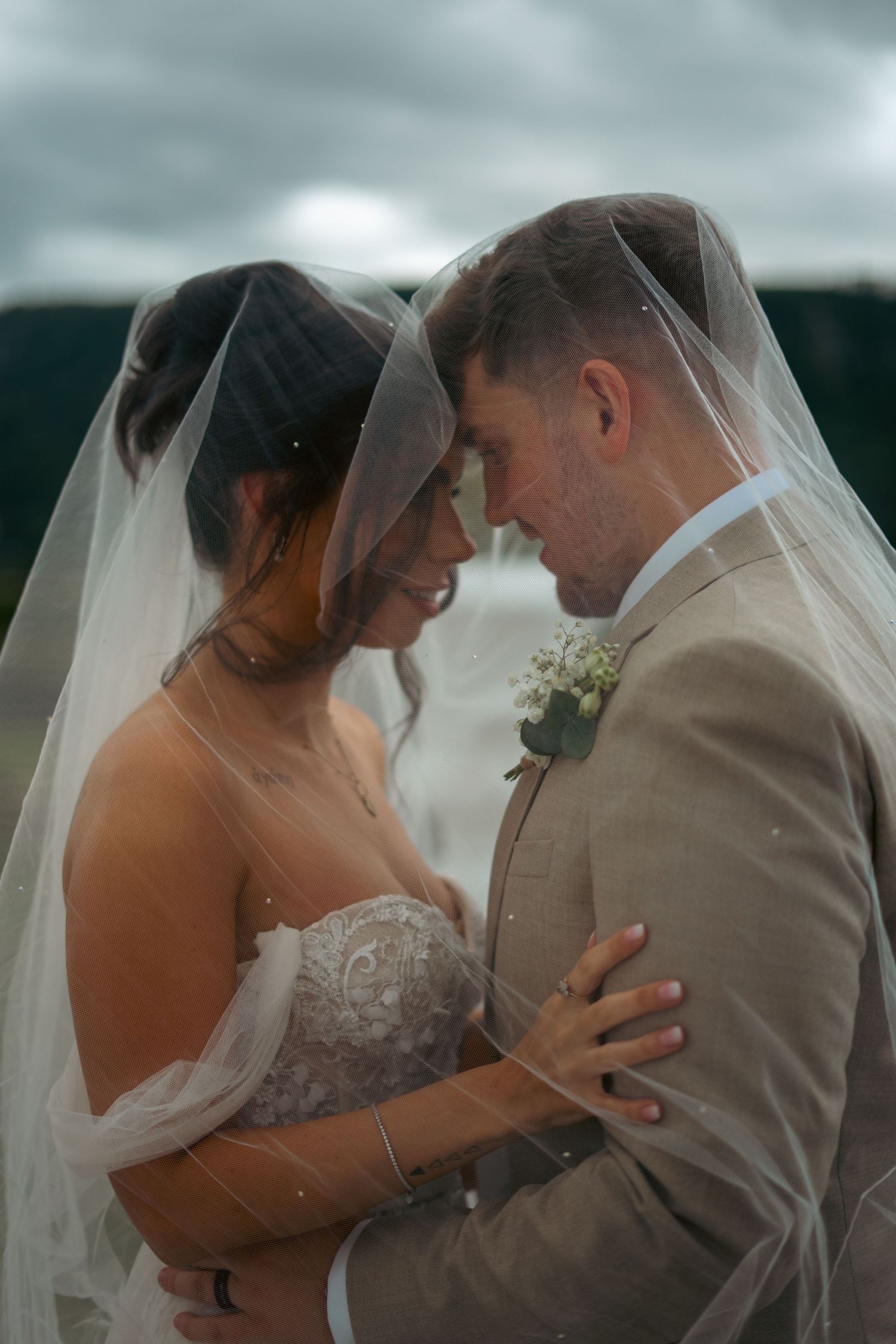 Plas Maenan wedding photographer. North-Wales wedding photographer
