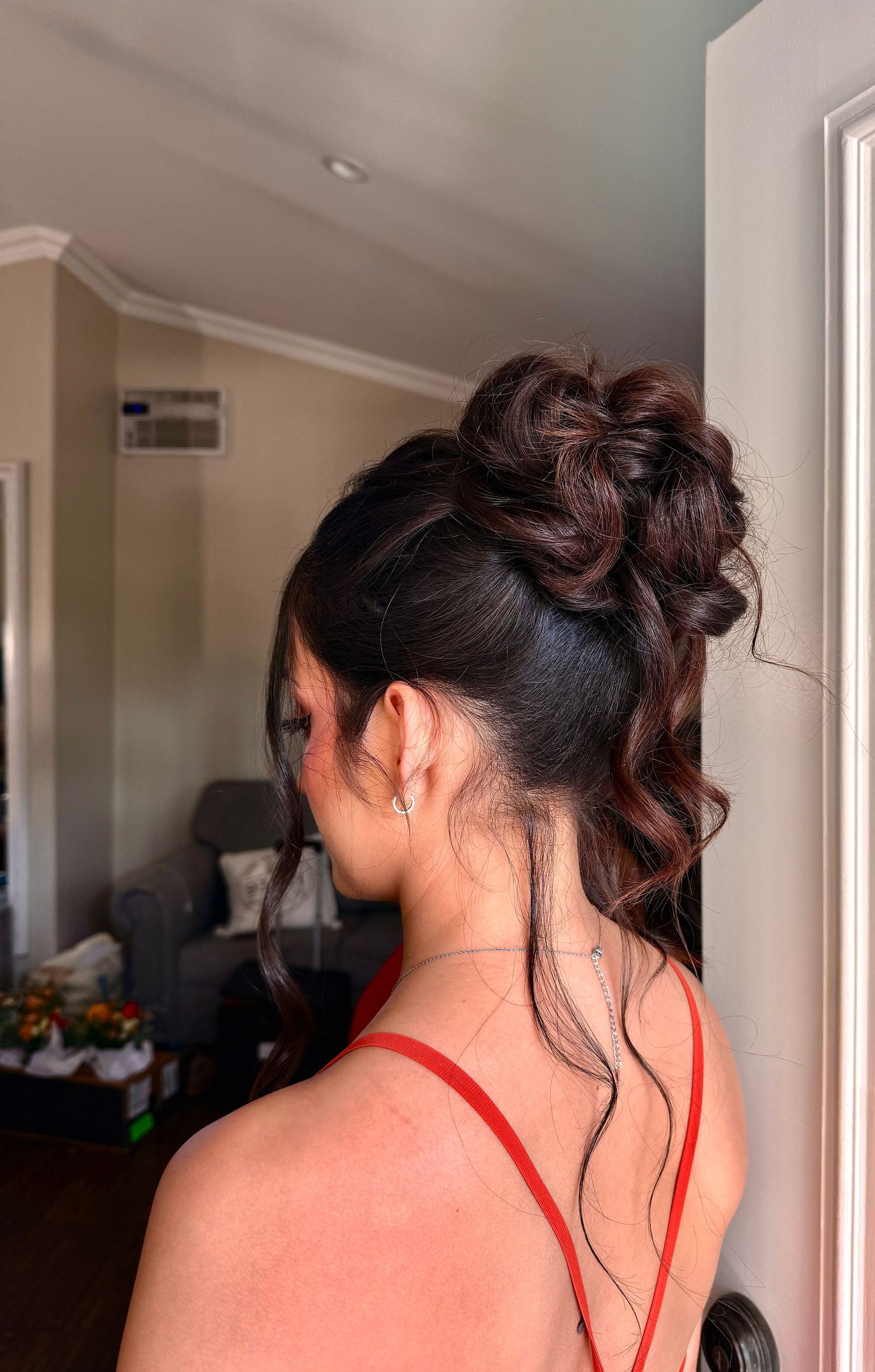 Up do, high bun, bridal hairstyle