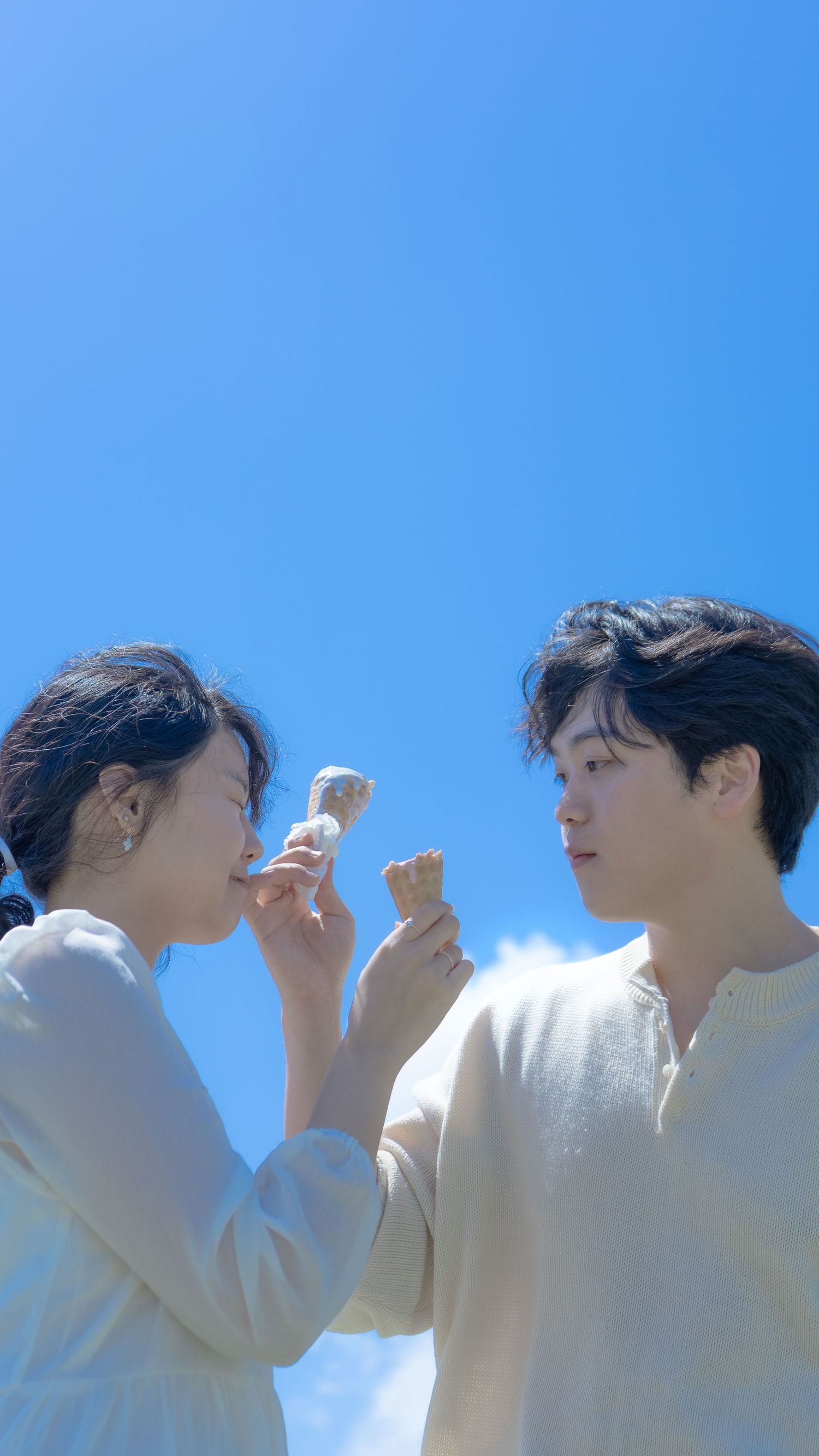 Icecream and couple