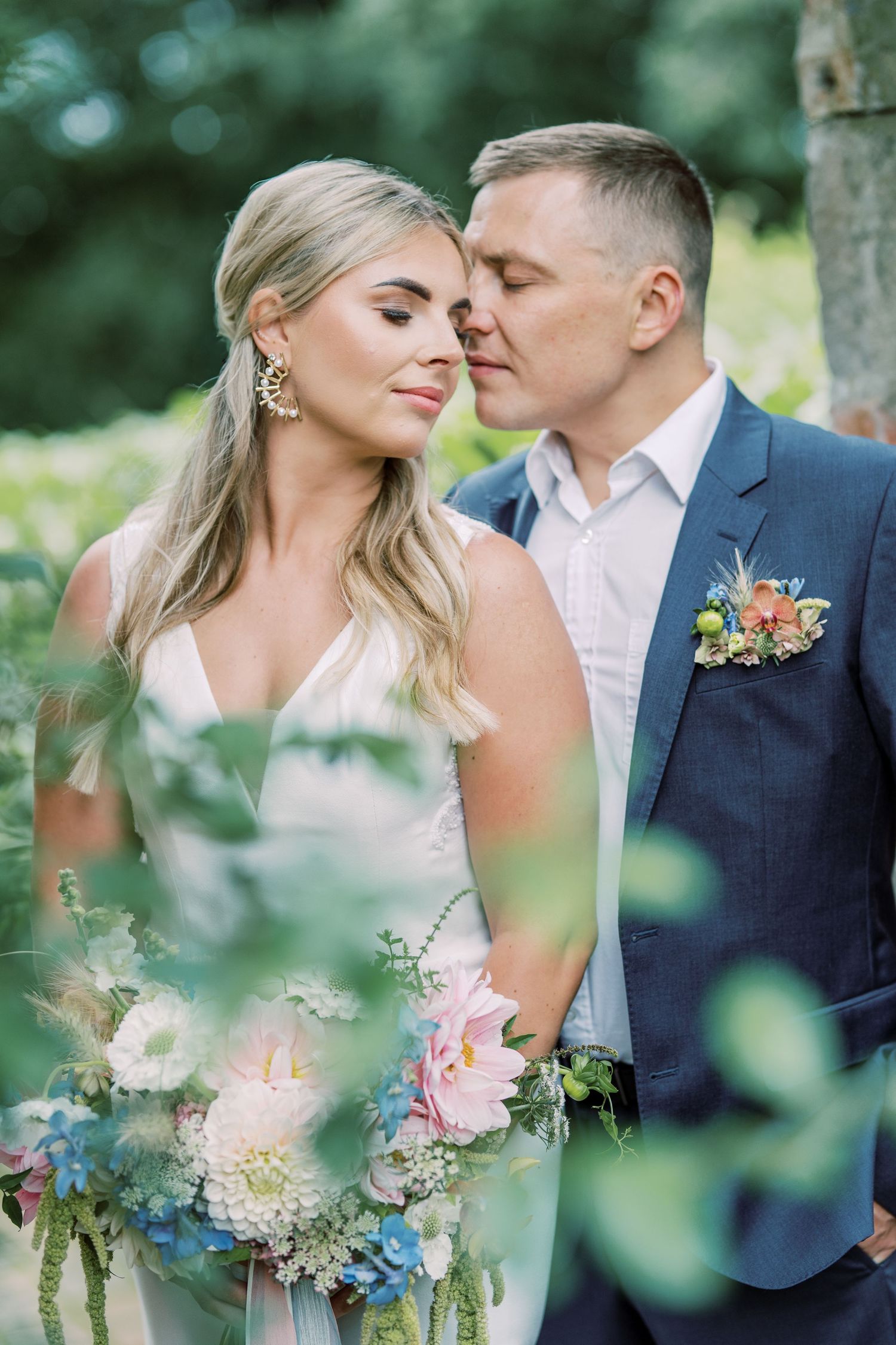 Corick House hotel and spa wedding photography Ieva Kaza bridal couples portraits