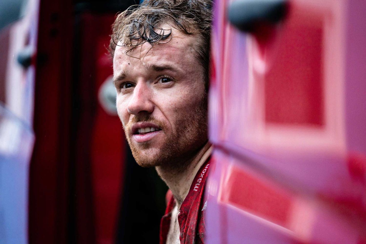 Eventfotografie: Portrait von Mathias Flückiger nach einem Rennen