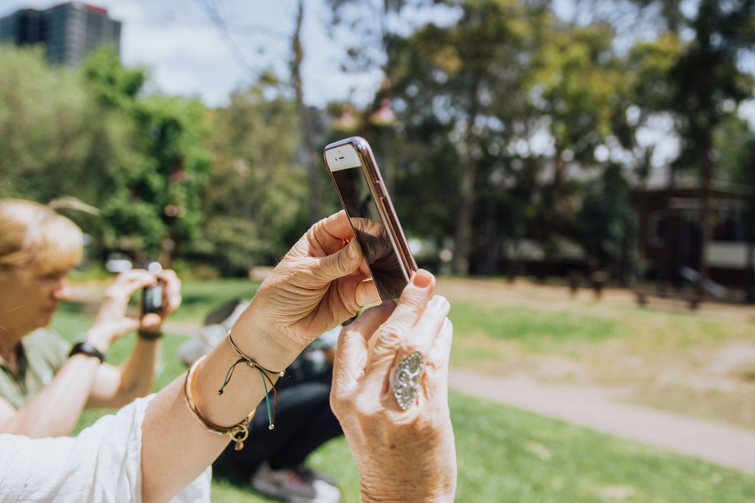 smartphone photography students learning composition - Zara King Photography
