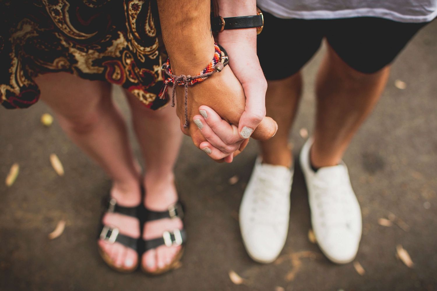 Close up of couple holding hands - Zara King Photography, Sydney Australia