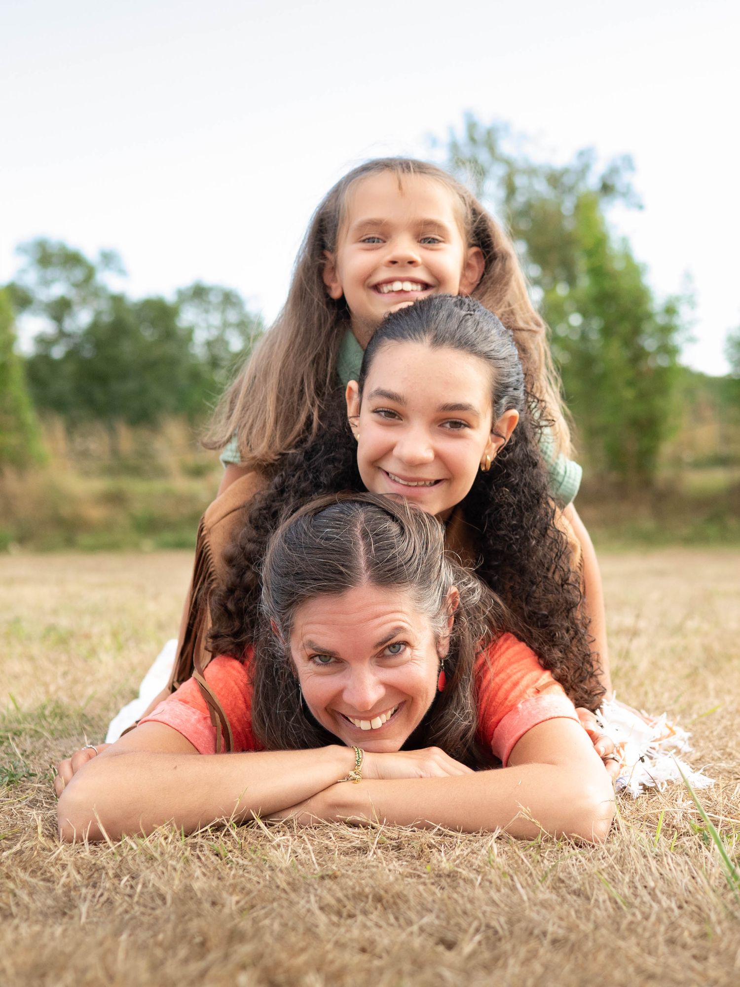 Portrait rigolo Lifestyle mère fille. Maman et ses filles. Steph Lecaudé