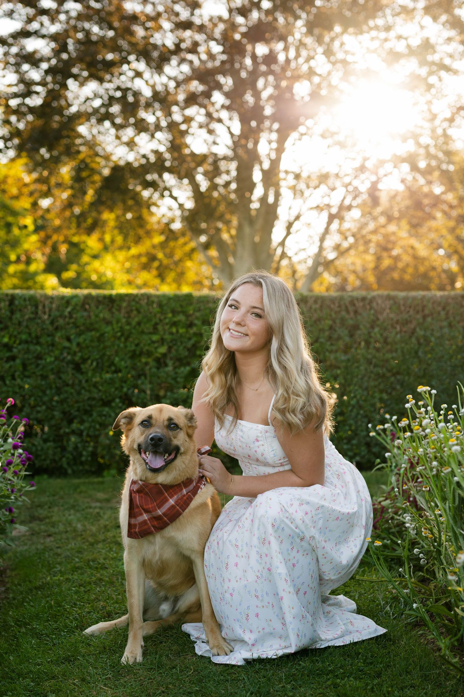 Luxury senior photography in Palm Beach, Jupiter and South Florida. Natural, true-to-color senior portraits with a personalized photography