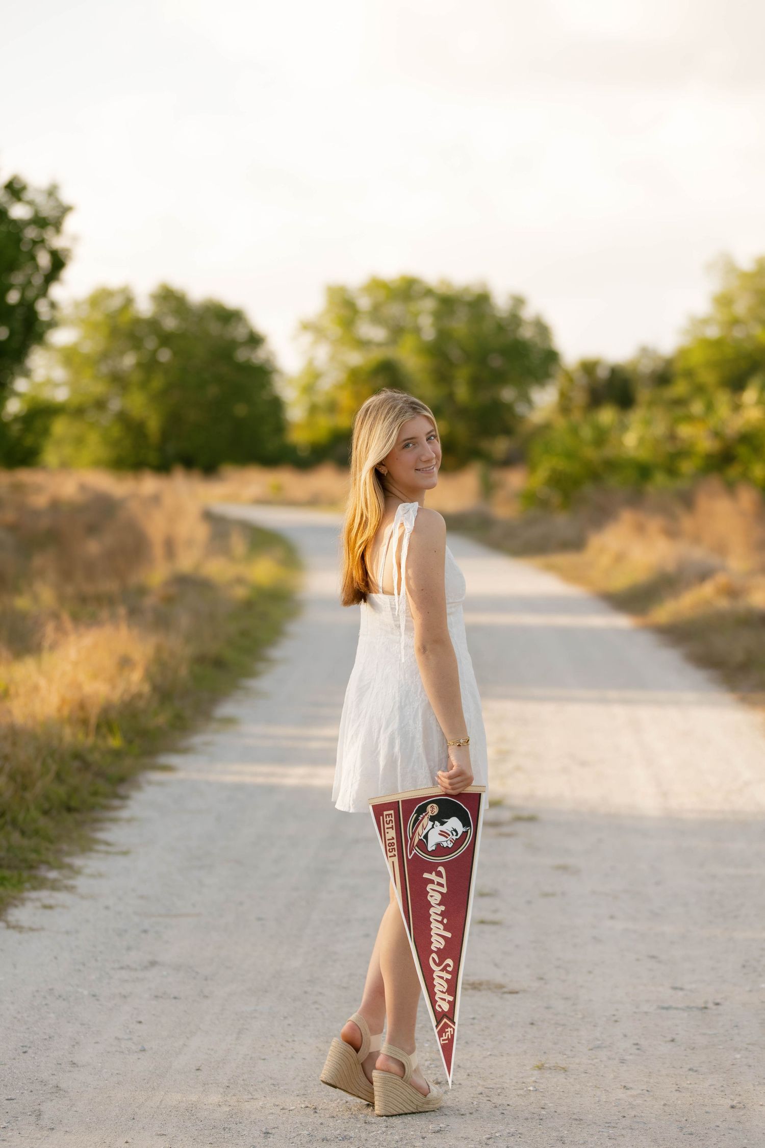 Senior Photographer in Connecticut. Luxury Senior Photos, Best senior photos in the hamptons. Palm beach senior photographer Graduate photos