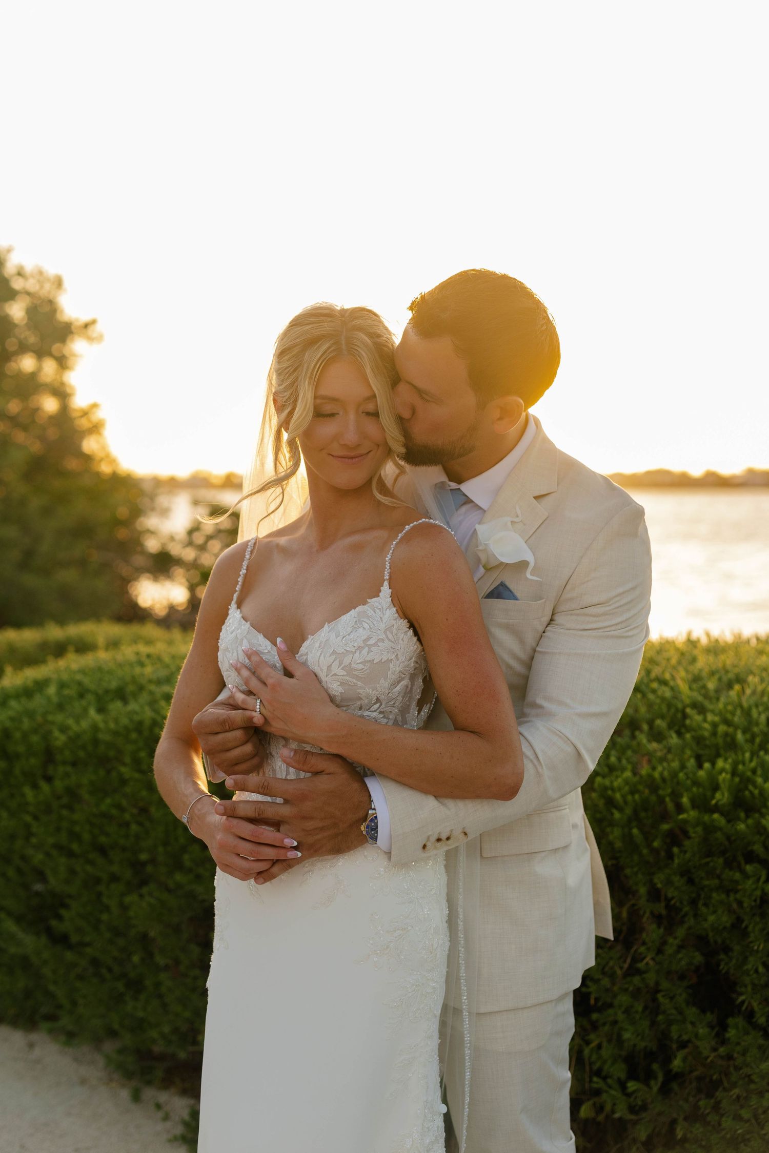 Key Largo Lighthouse Wedding Photos, Wedding Photographer in the Florida Keys, Natural and true to color wedding photographer, Key Largo FL