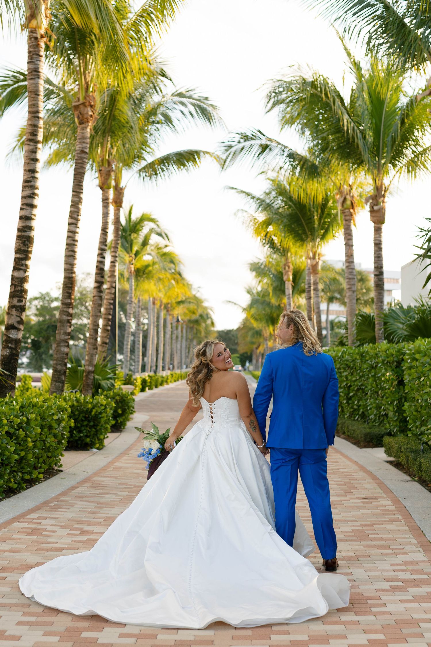 Newlywed portraits with the Jupiter Lighthouse in the background