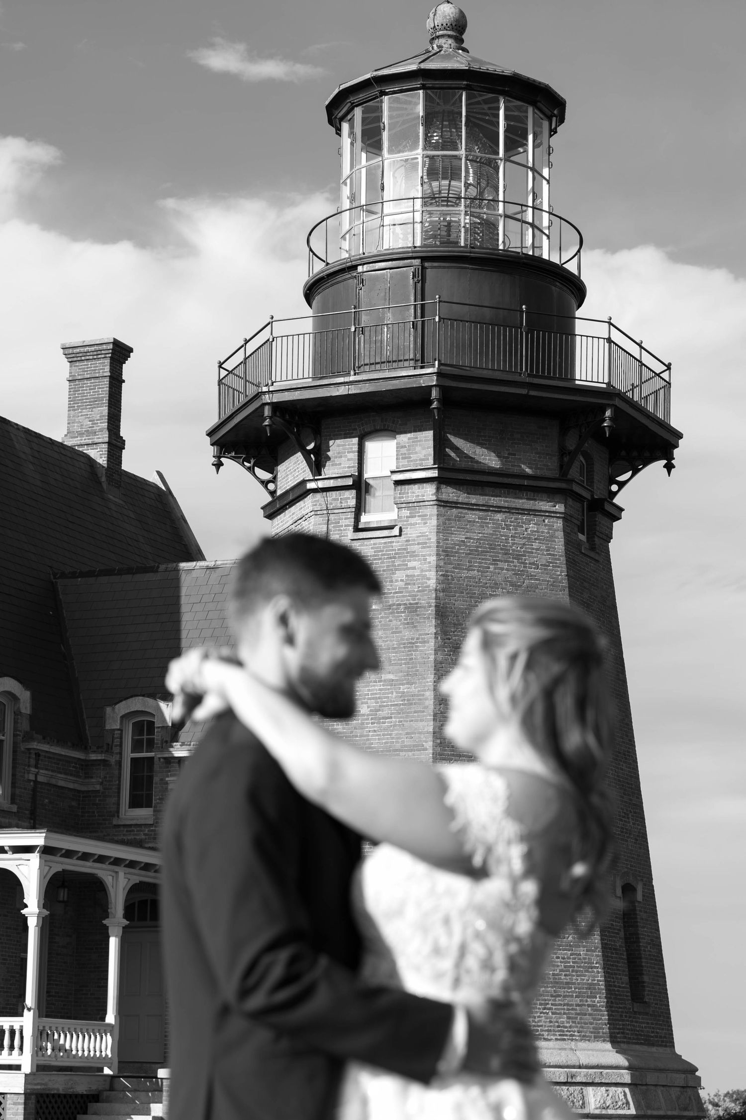 New England elopement photographer capturing timeless, true-to-color celebrations across Rhode Island, Connecticut & the New England coast.