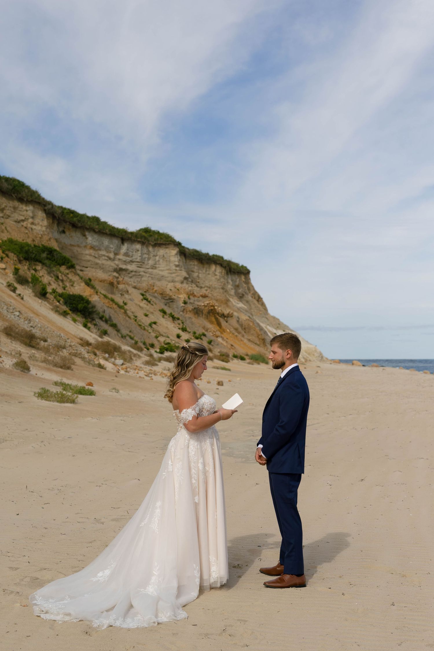 New England elopement photographer capturing timeless, true-to-color celebrations across Rhode Island, Connecticut & the New England coast.